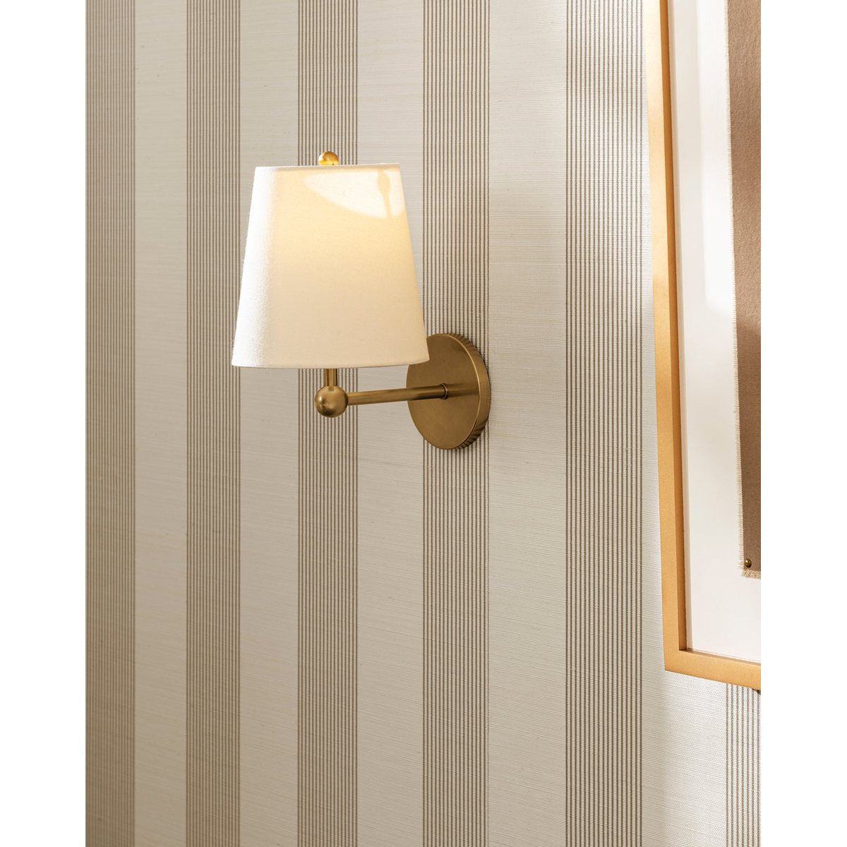 Lana Sconce