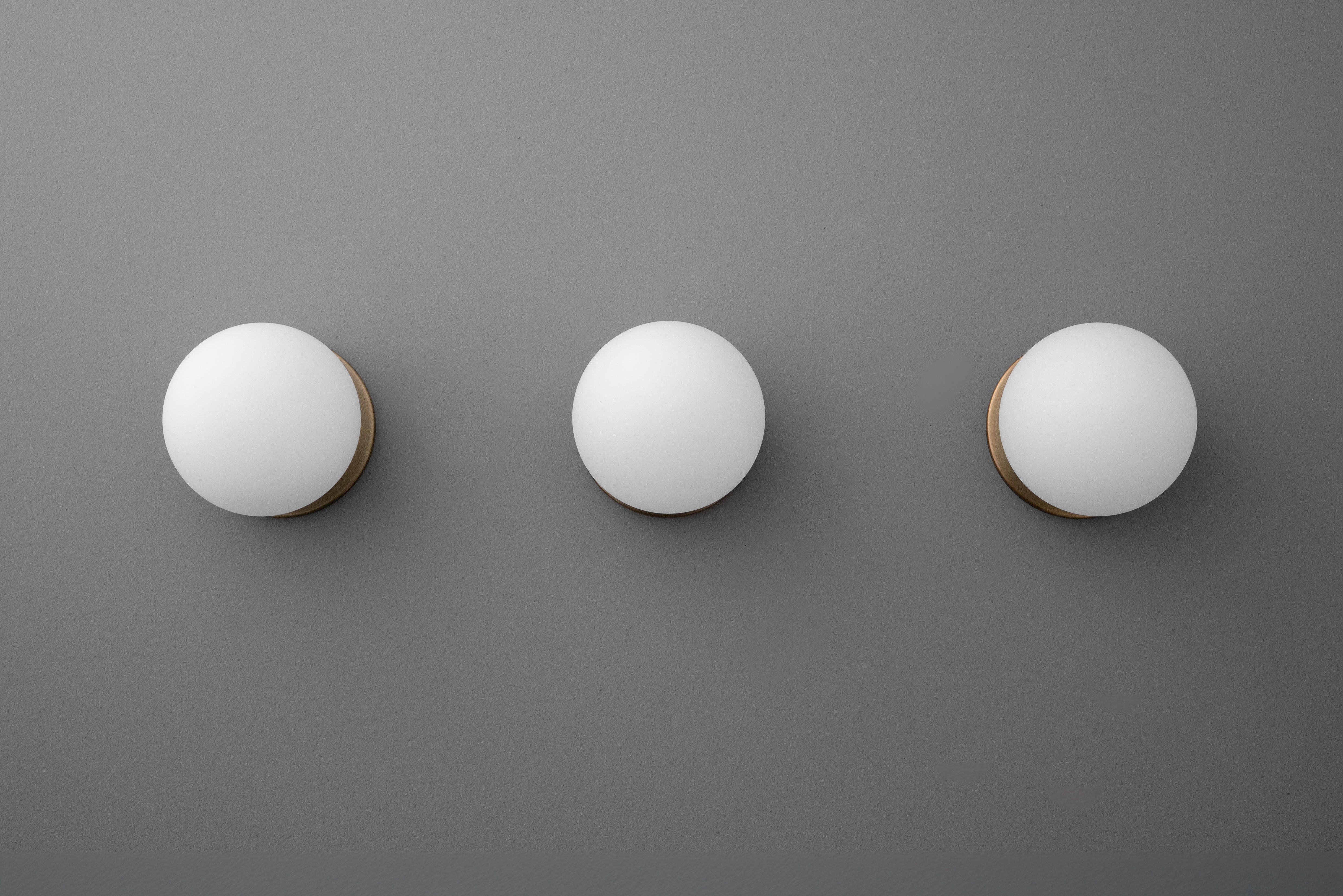 Pearl Wall Lamp Brass&Glass