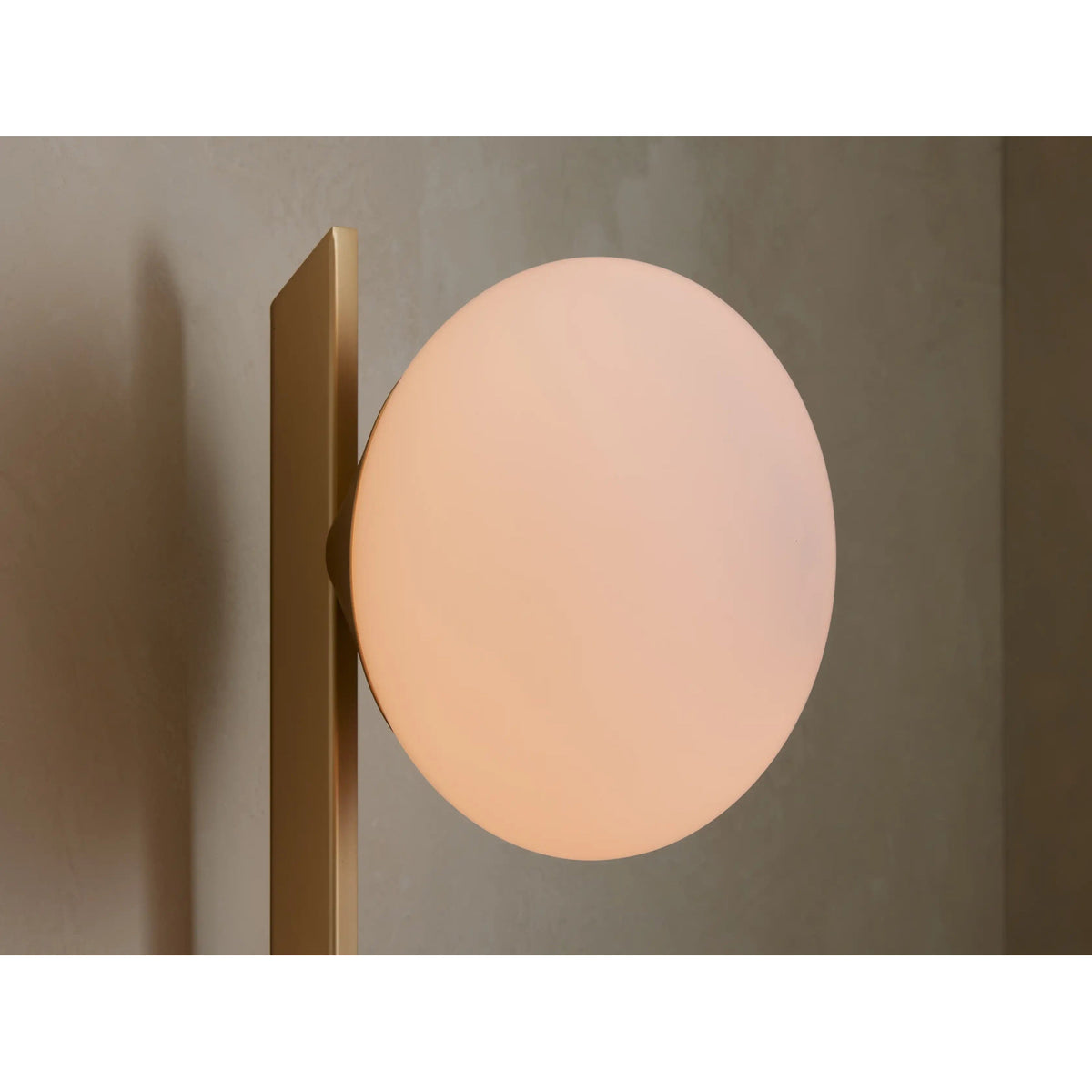 Aven Grand Sconce