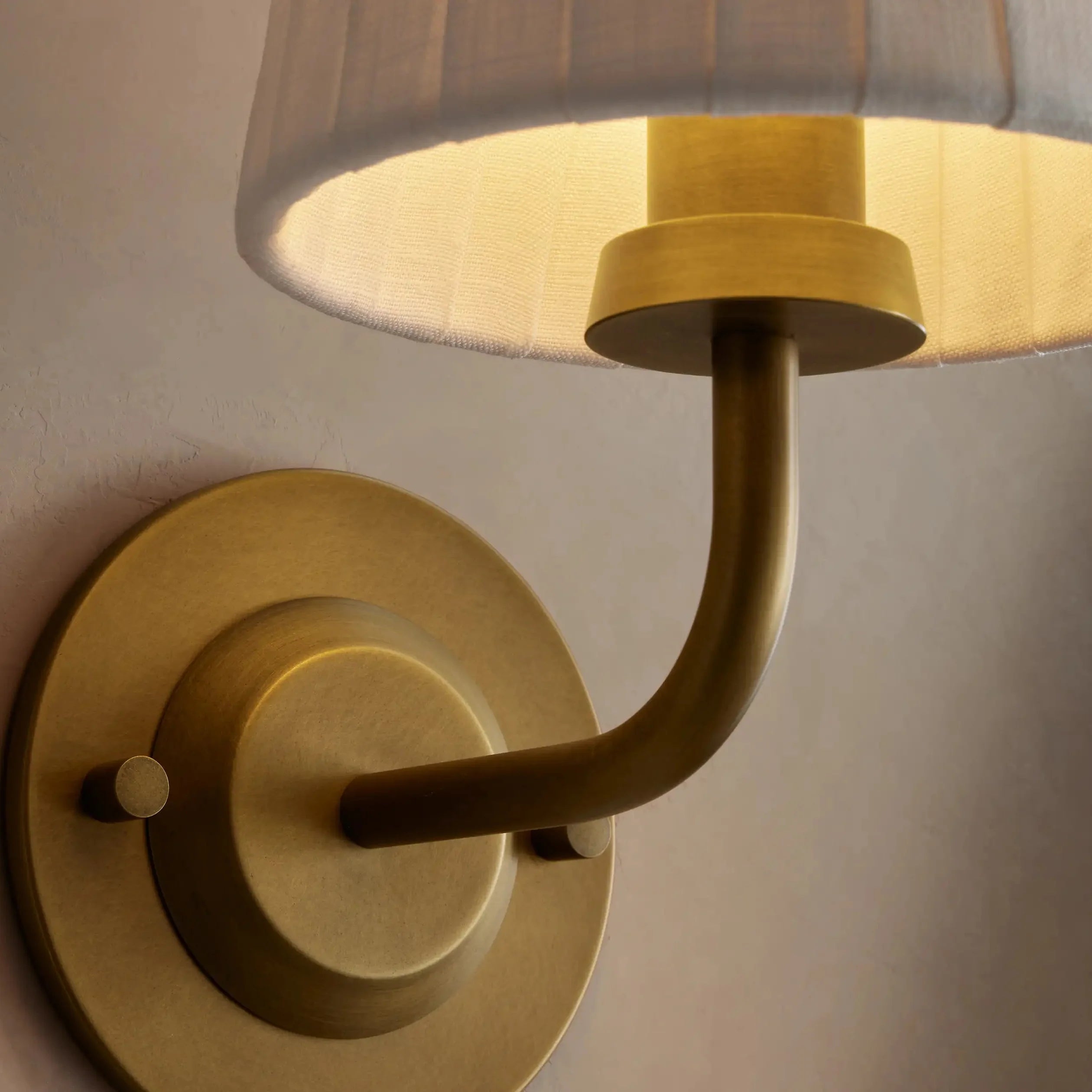 Skye Sconce