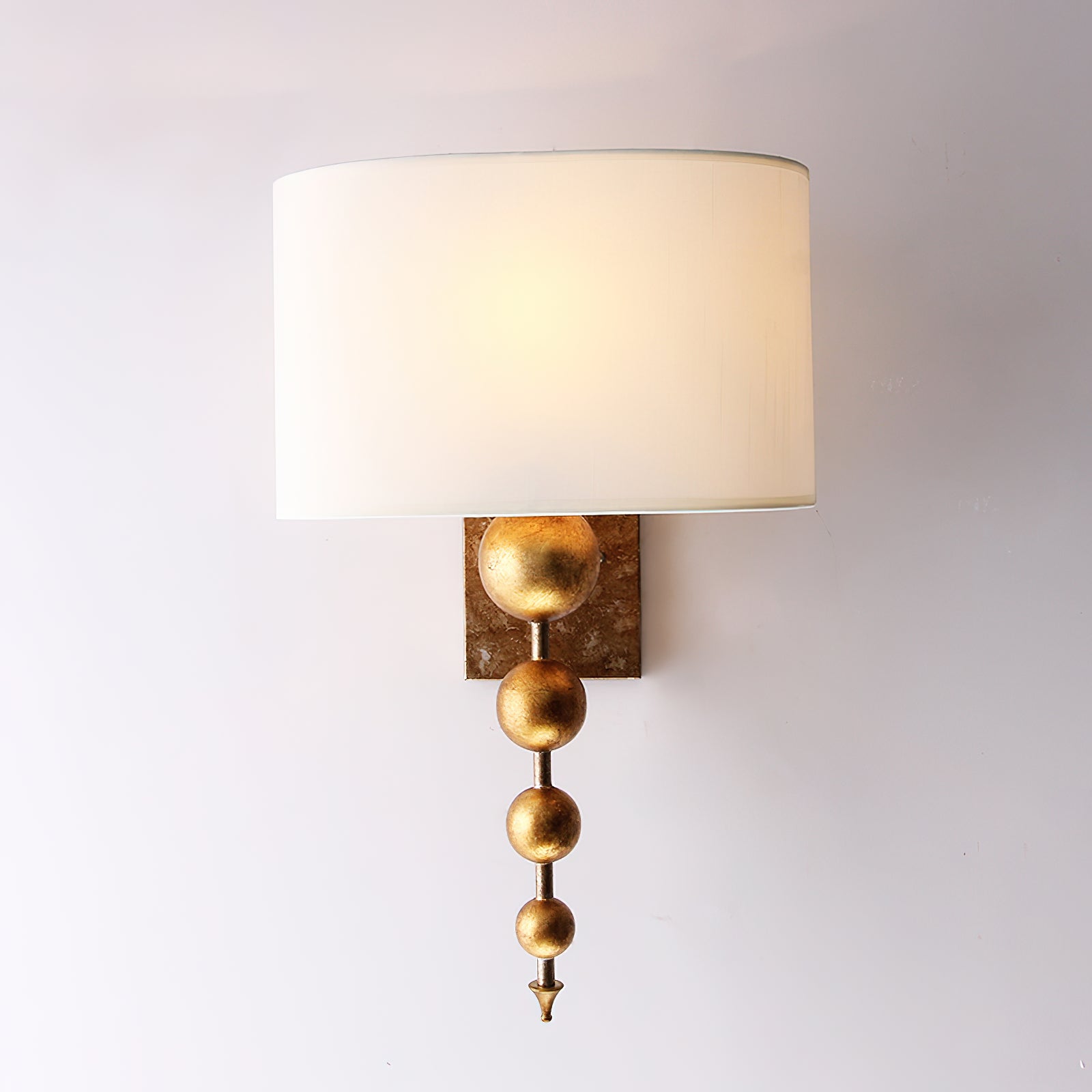 Eirikuvyn Premium Modern Metal Fabric Wall Lamp