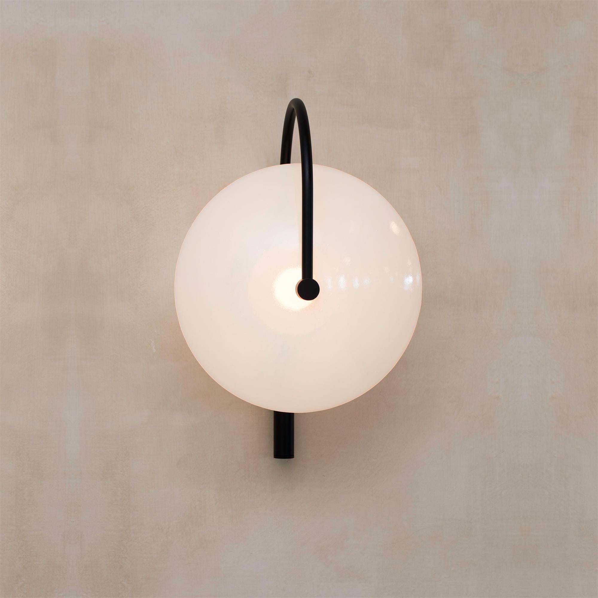 Norduvyn Modern Minimalist Art Metal Glass Wall Lamp