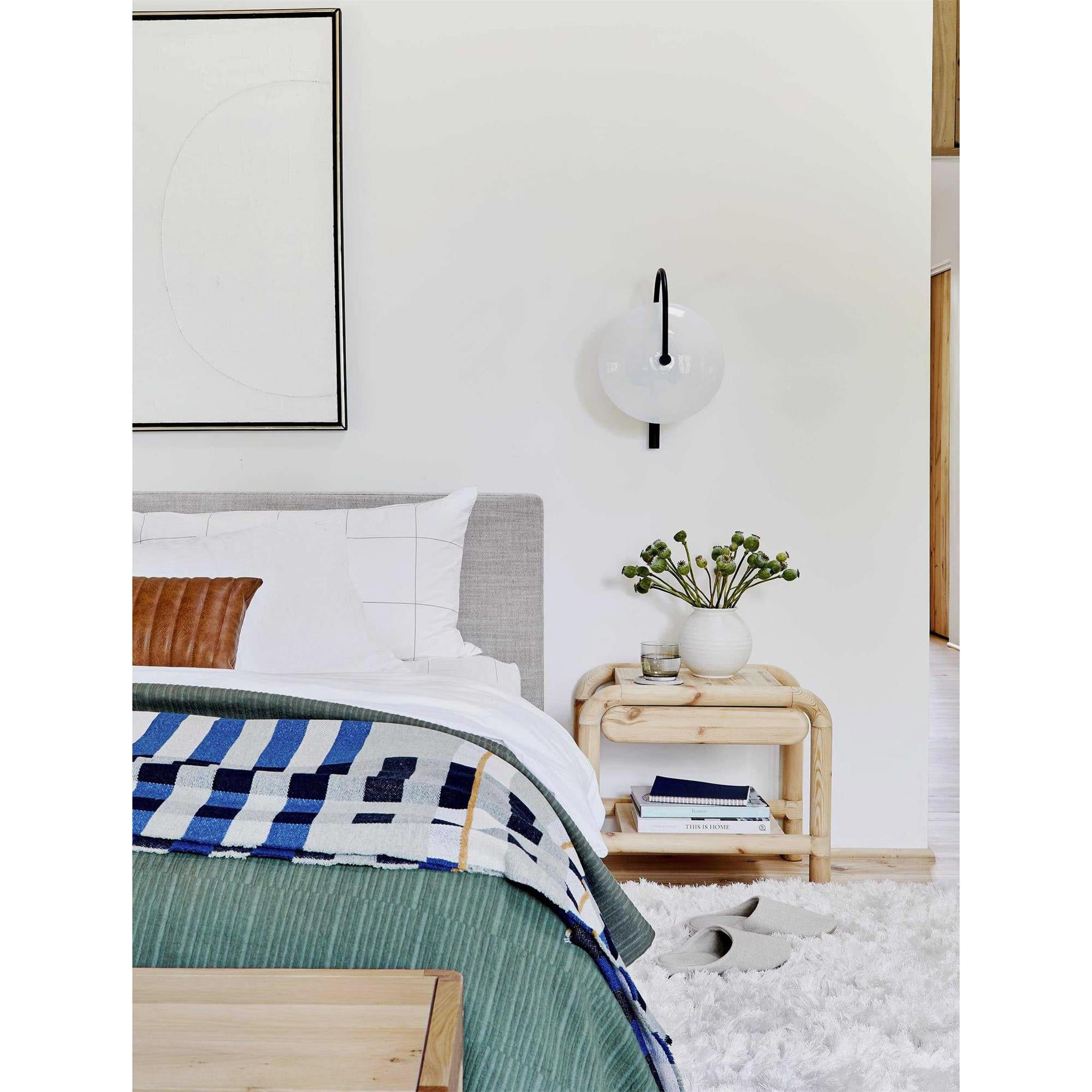 Norduvyn Modern Minimalist Art Metal Glass Wall Lamp