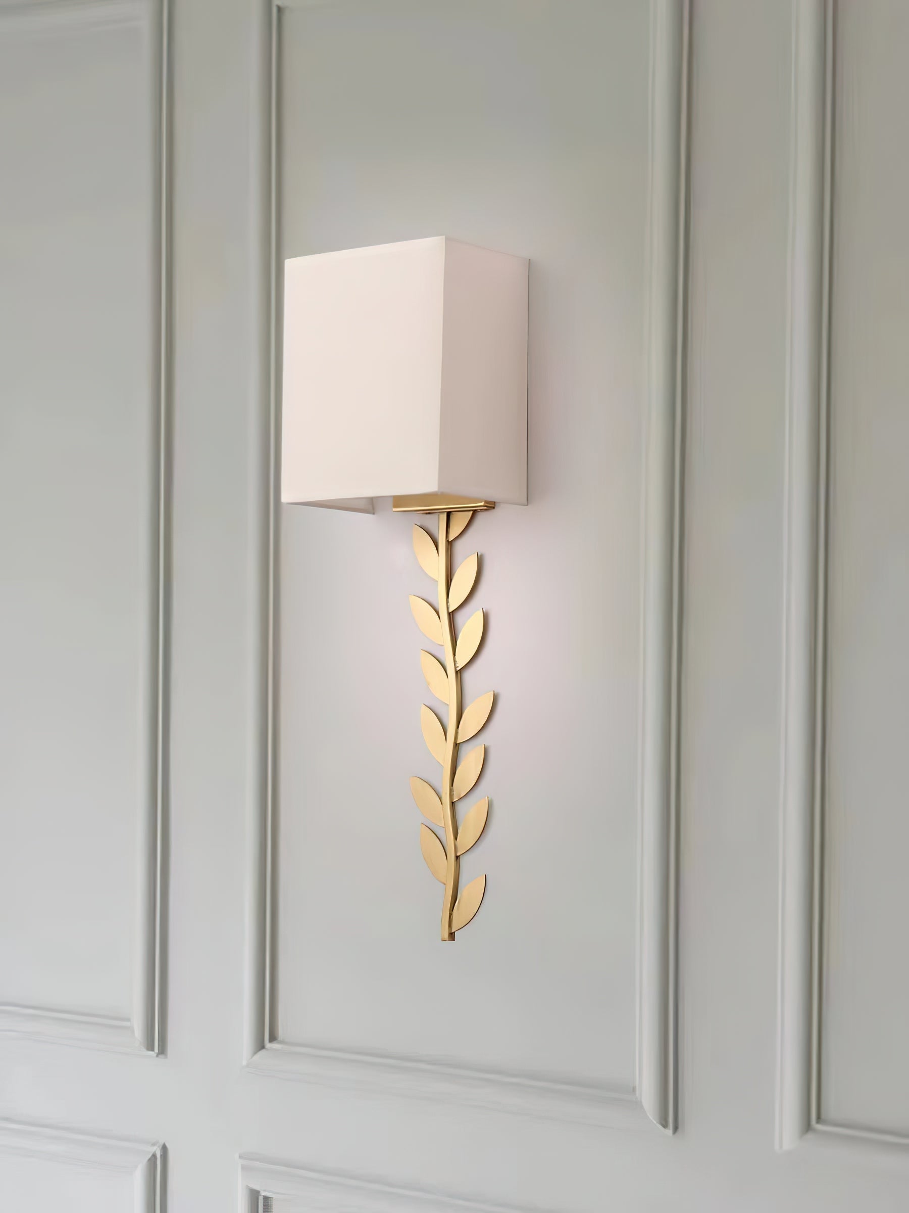 Plotuvyo Modern Minimalist Grove Brass Fabric Metal Wall Lamp
