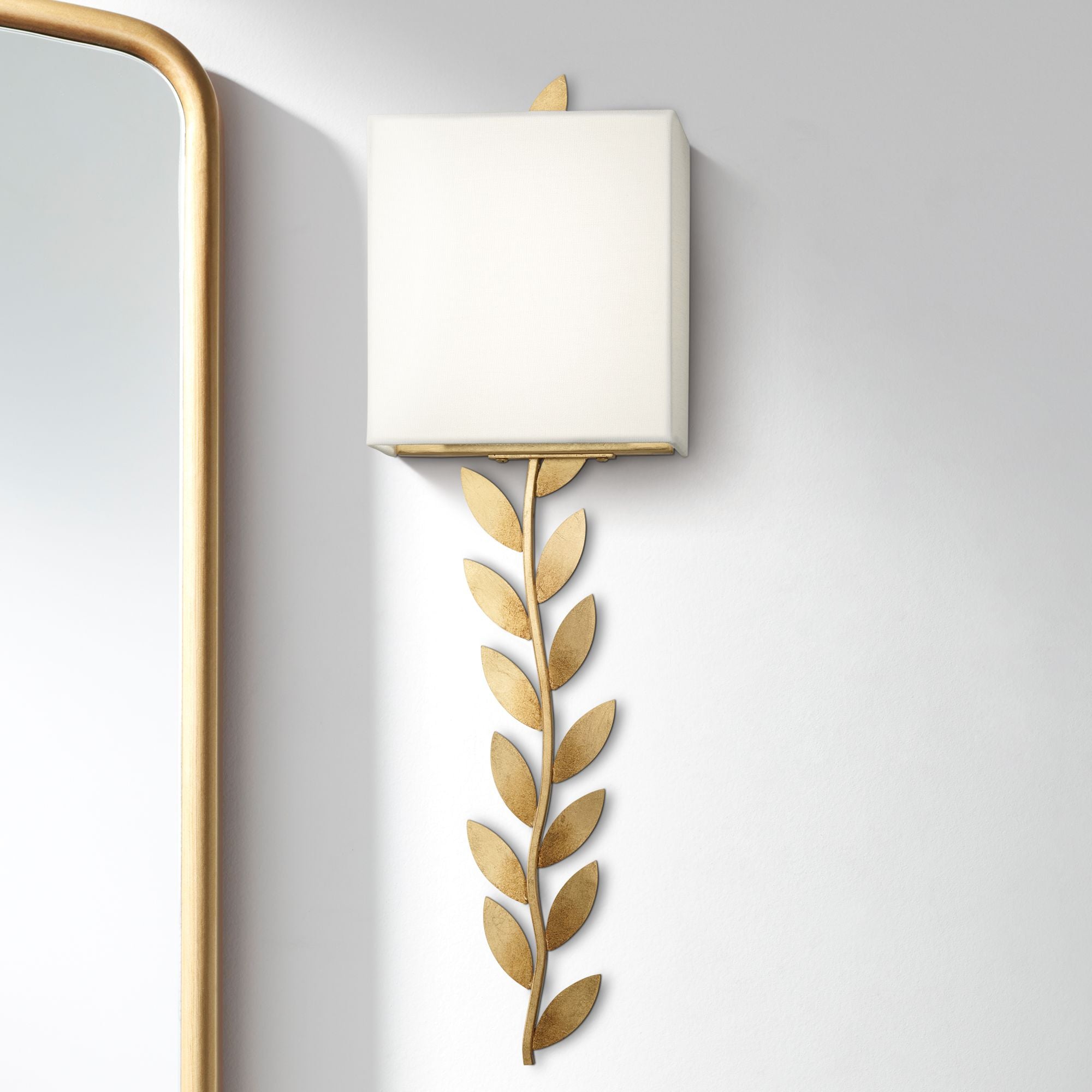 Plotuvyo Modern Minimalist Grove Brass Fabric Metal Wall Lamp