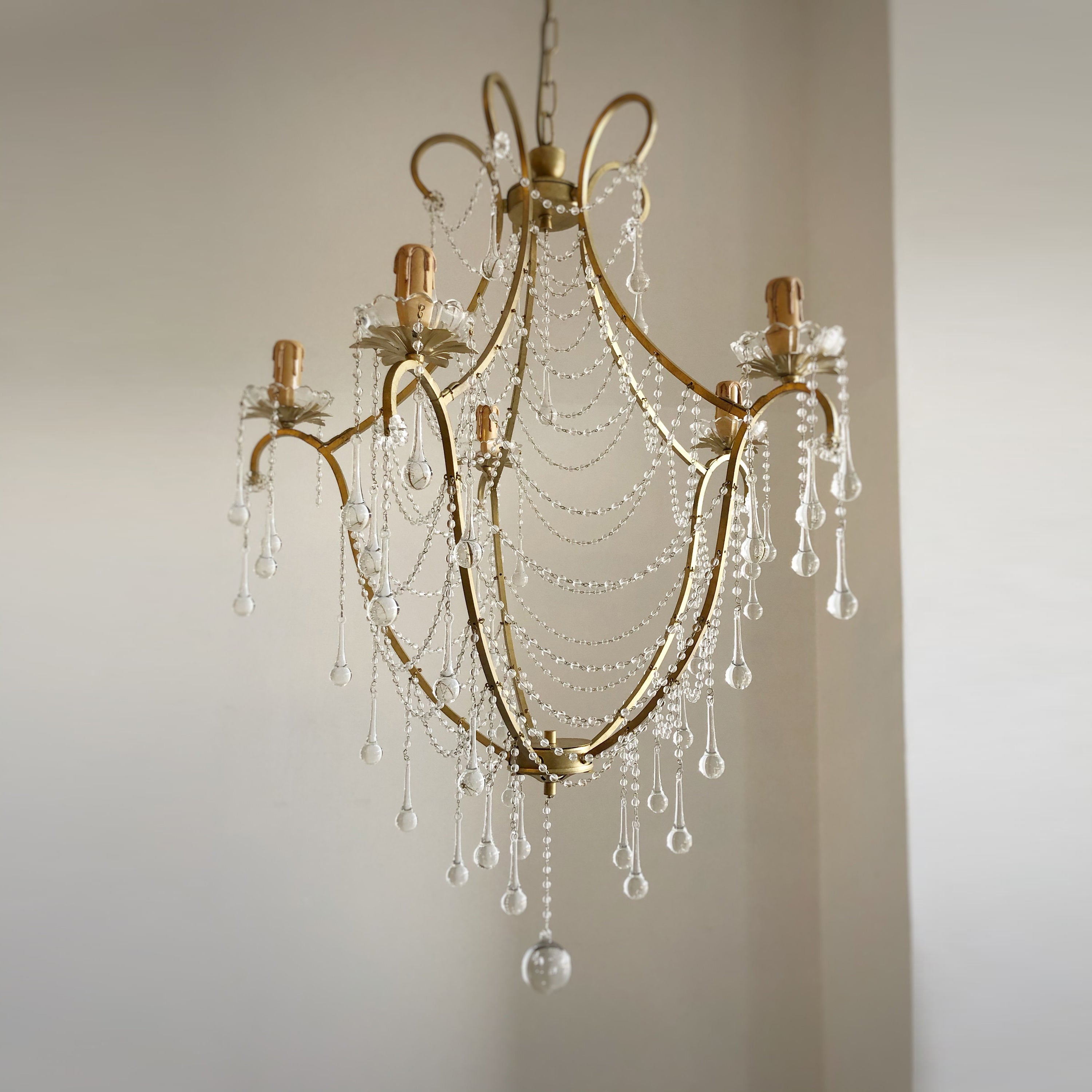 Qvistuvyo Individual Creativity Metal Glass Chandelier