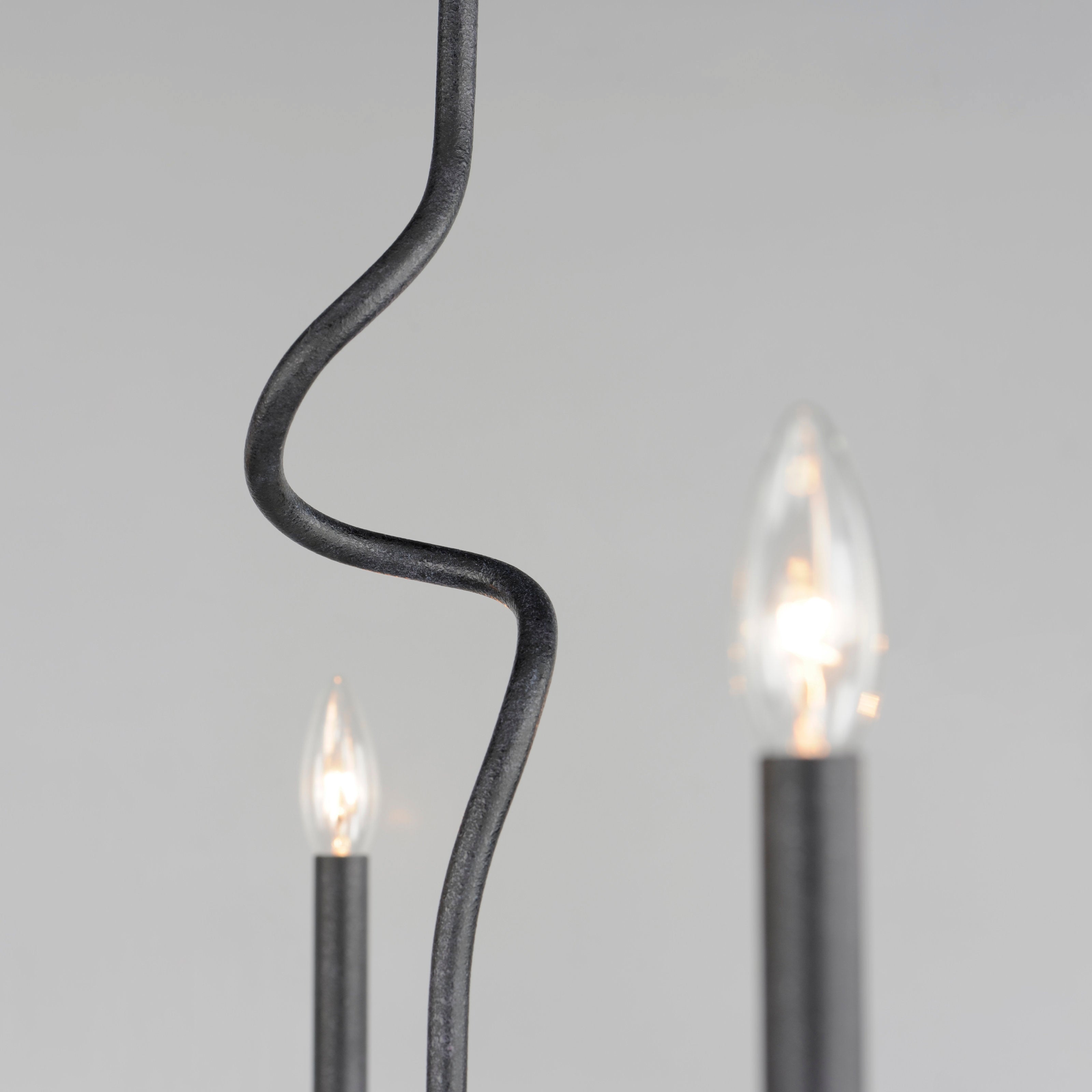 Rauduvyo Modern Minimalist Industrial Metal Chandelier