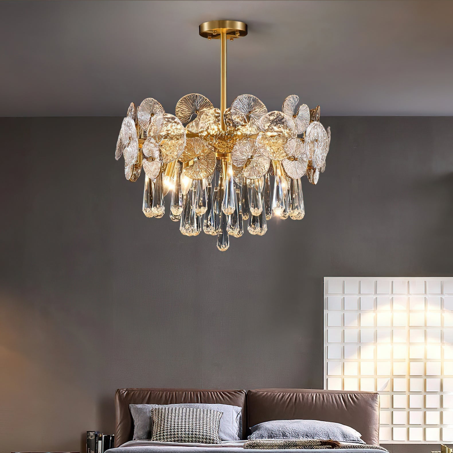Caeluvyo Postmodern Luxury Elegance Crystal Chandelier