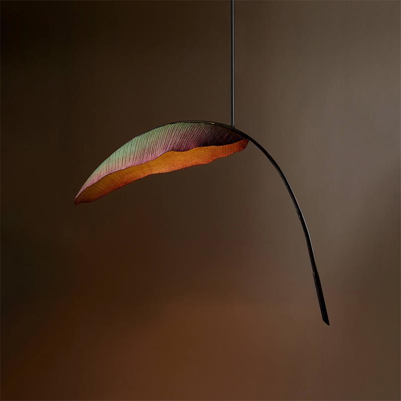 Rauduvyu Modern Minimalist Leaf Black Metal Chandelier