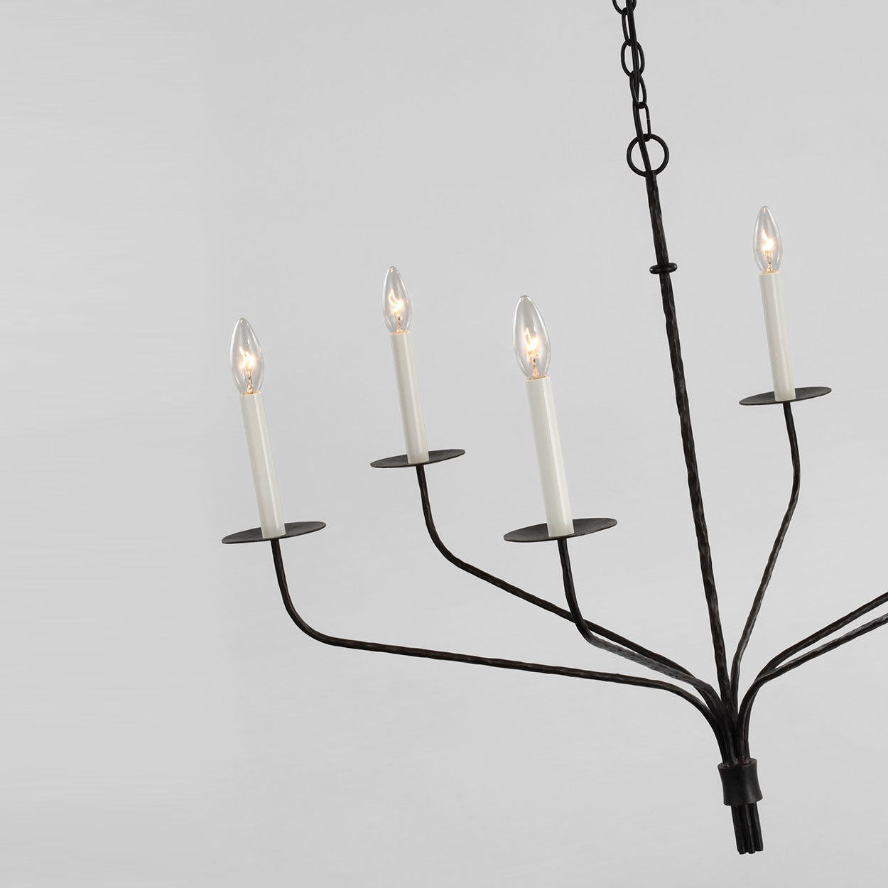Caeluvyh Vintage Industrial Black Metal Chandelier