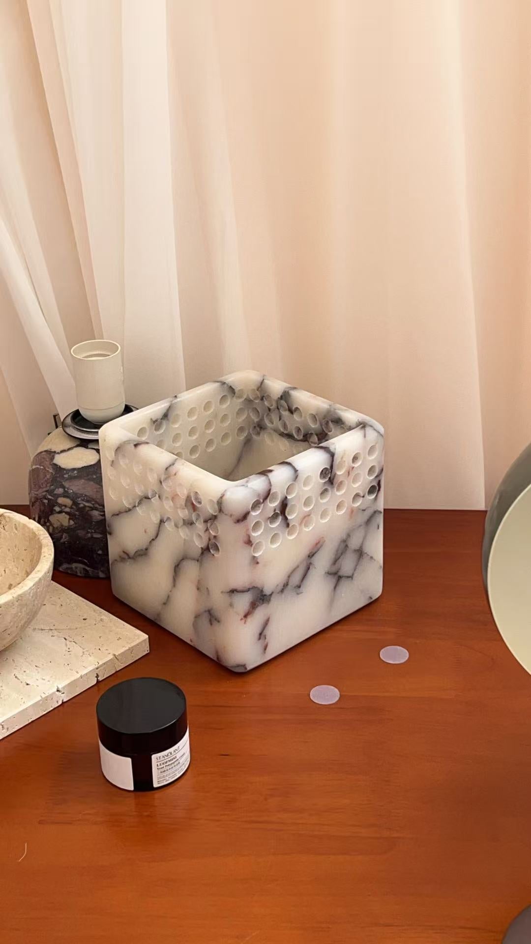 Bond Modern Minimalist Marble Ceiling Lamp