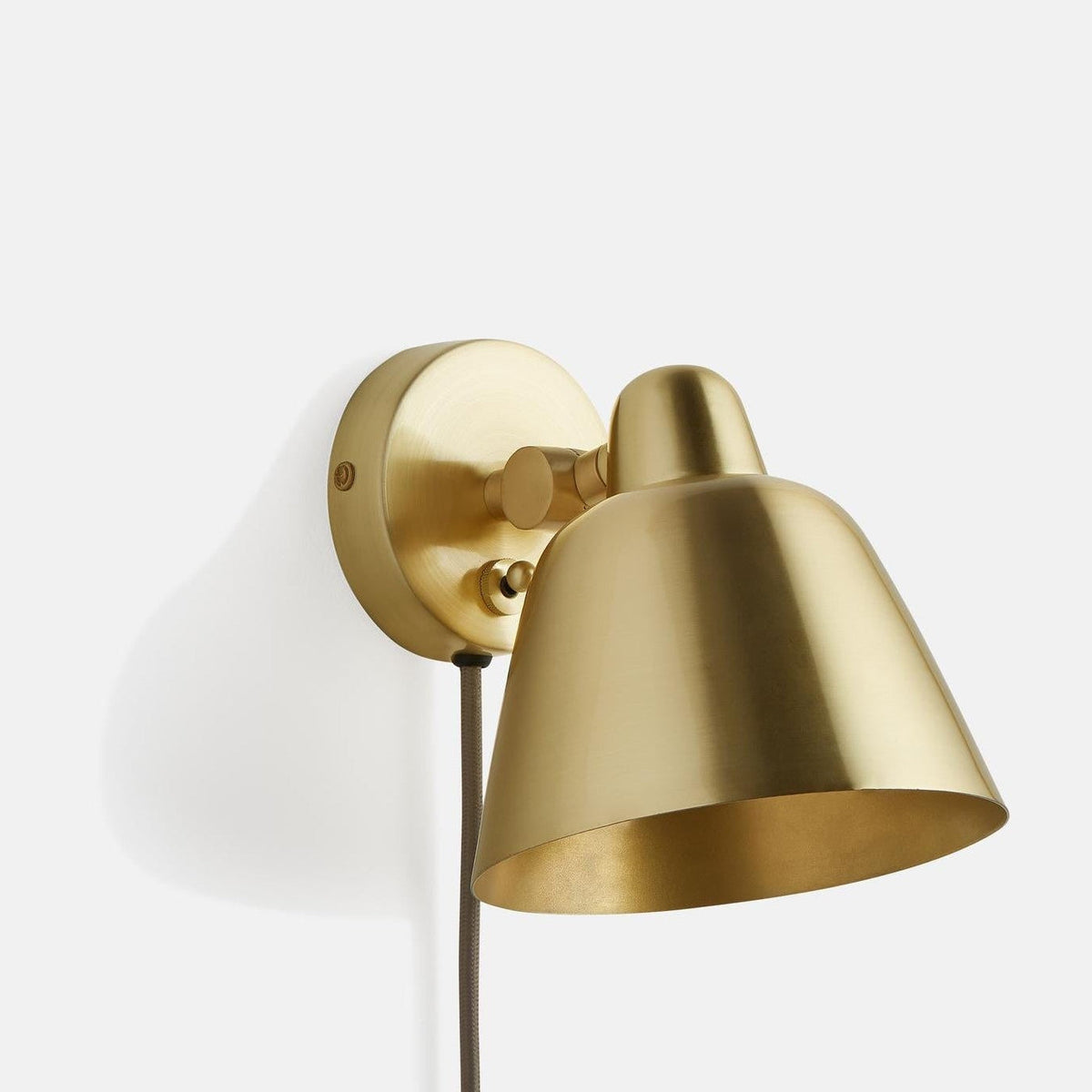 Enzo Brass Geo Wall Light