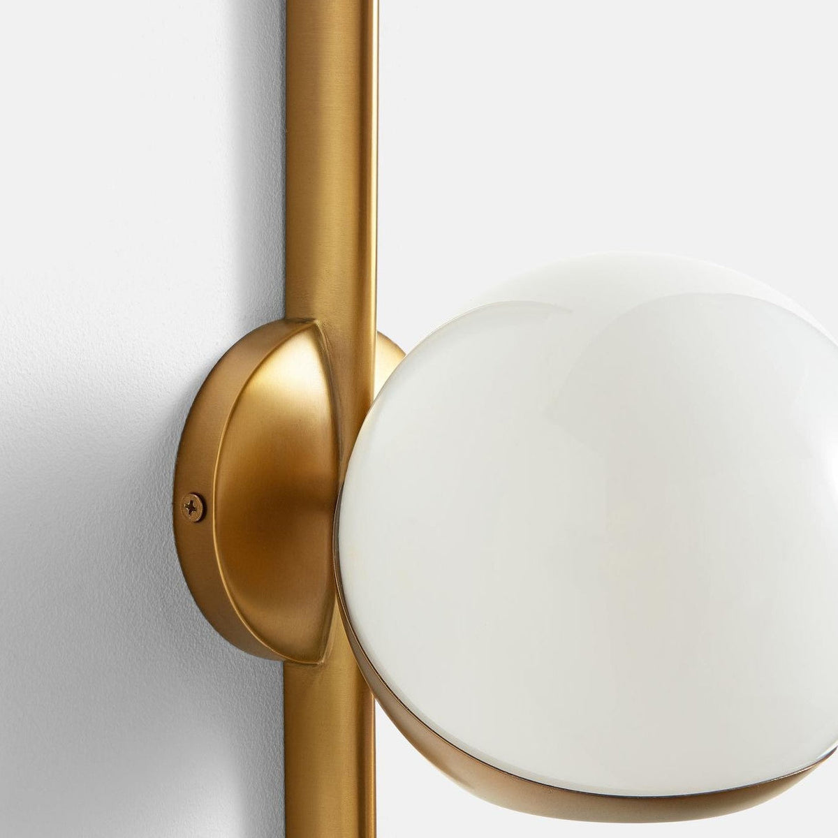Kira Wall Light