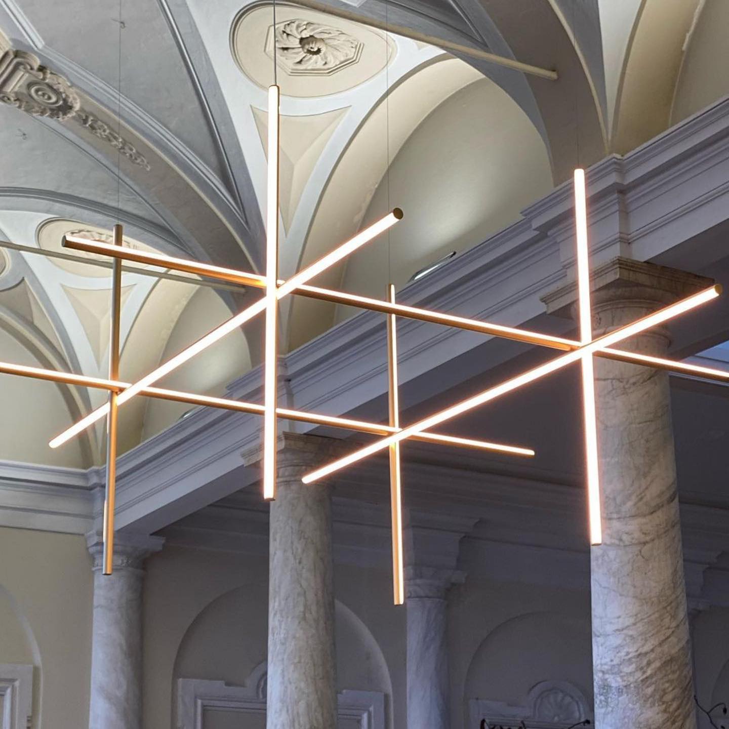 Breeze Modern Minimalist Classic Copper Metal Chandelier - Lamp Copper