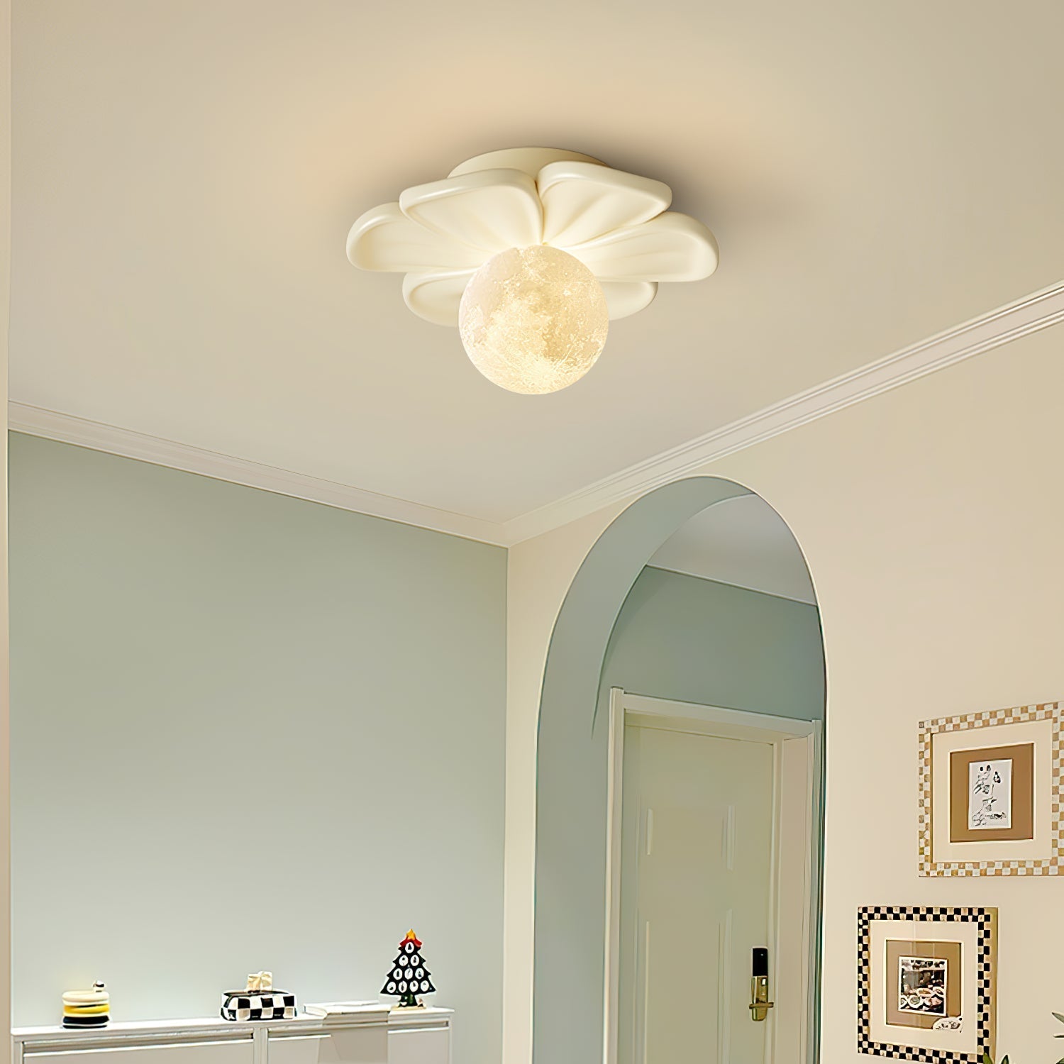 Quip Individual Creativity Bloom Flower Resin Ceiling Lamp - Lamp Copper