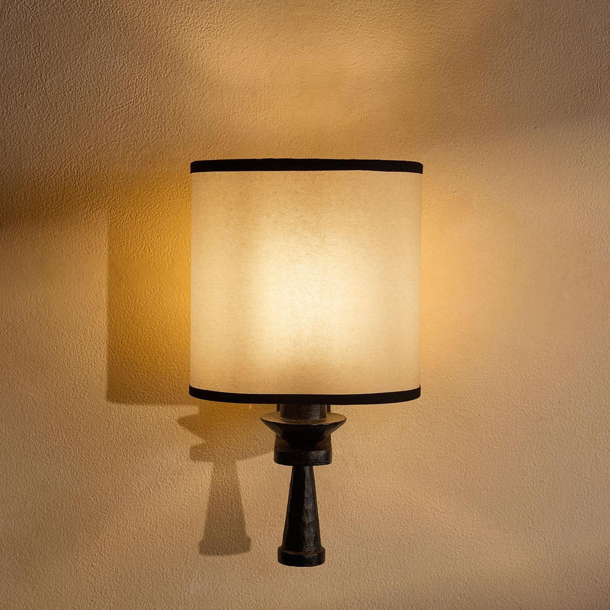 Hayes Wall Light