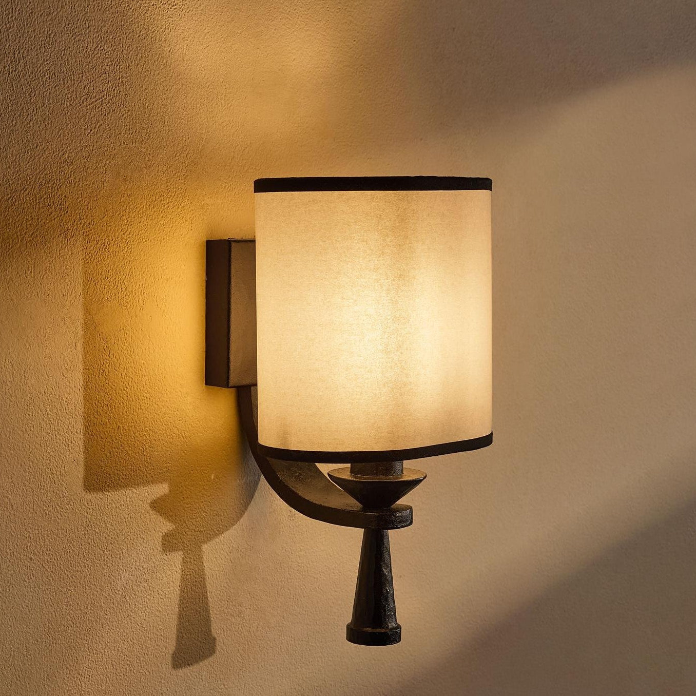 Hayes Wall Light