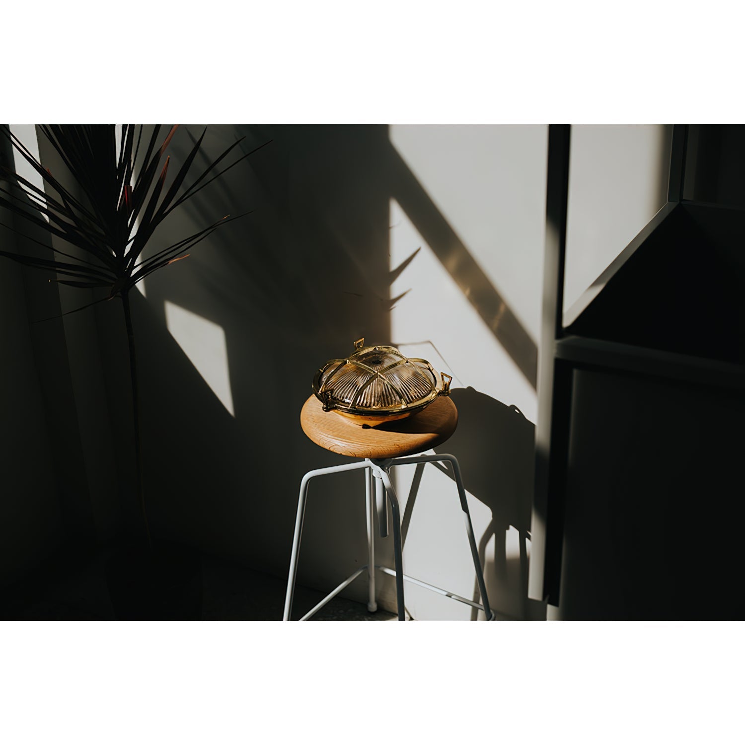 Erthearis Vintage Brass Bunker Metal Sconce Wall Lamp - Lamp Copper