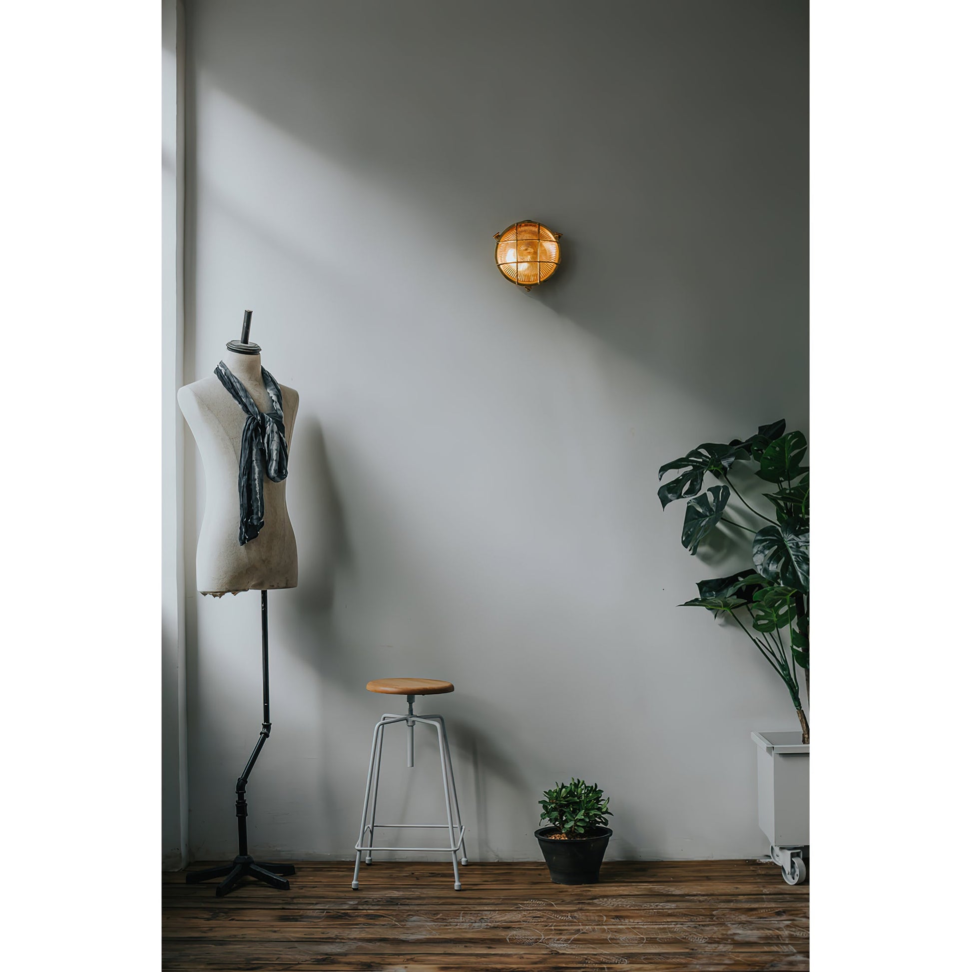 Erthearis Vintage Brass Bunker Metal Sconce Wall Lamp - Lamp Copper