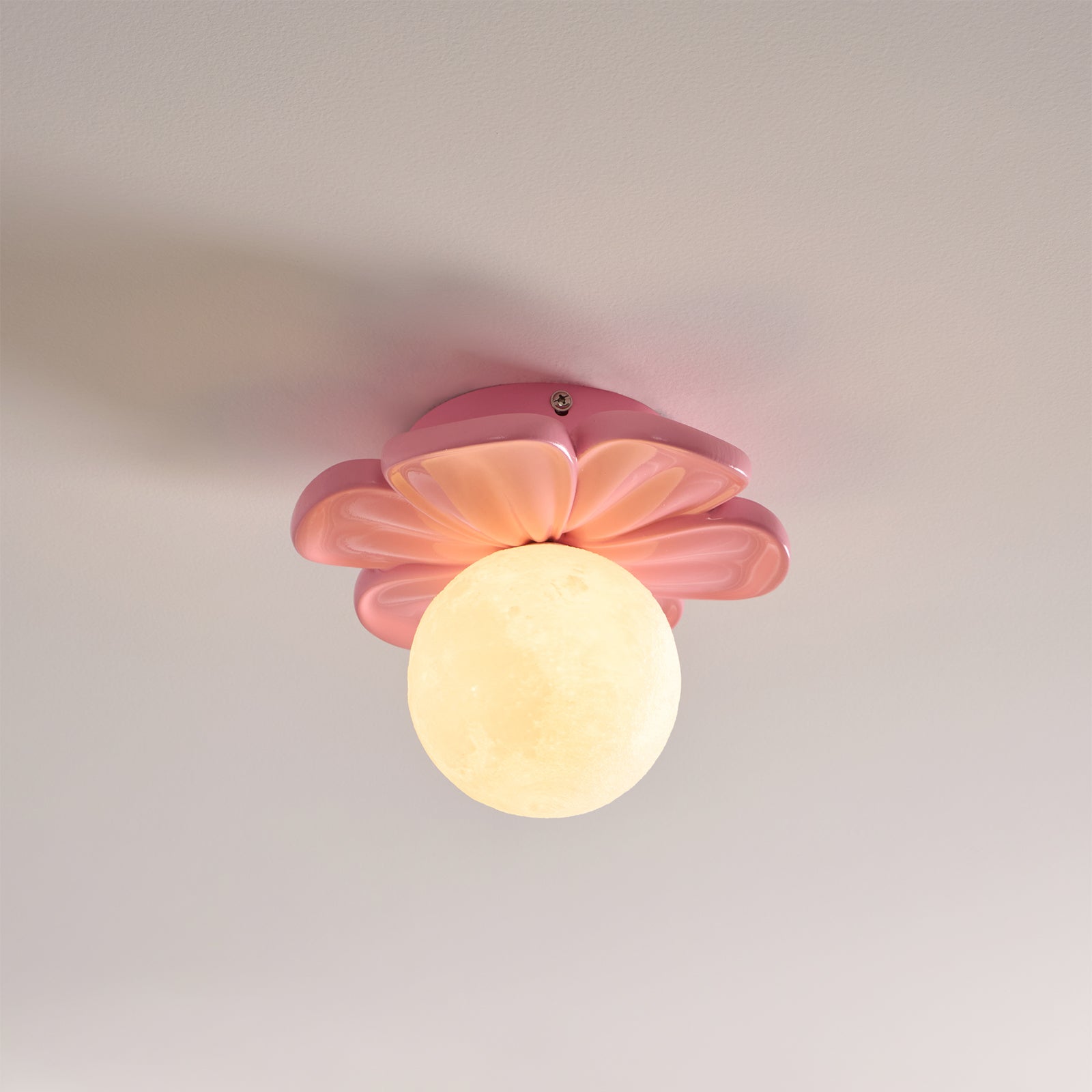 Quip Individual Creativity Bloom Flower Resin Ceiling Lamp - Lamp Copper
