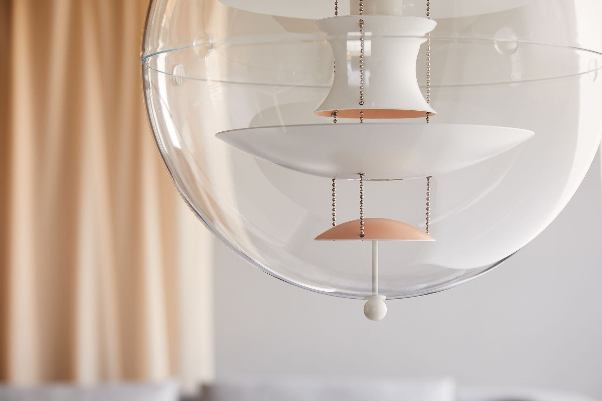 Orlaeen Individual Creativity Globe Metal Acrylic Pendant Lamp - Lamp Copper