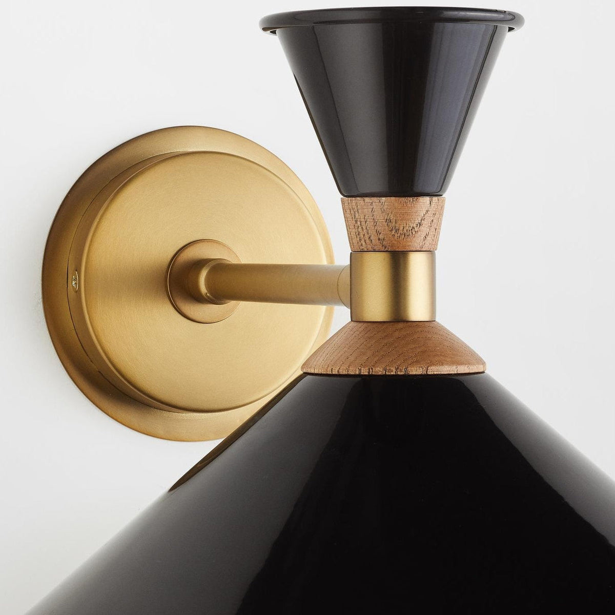 Miko Wall Light