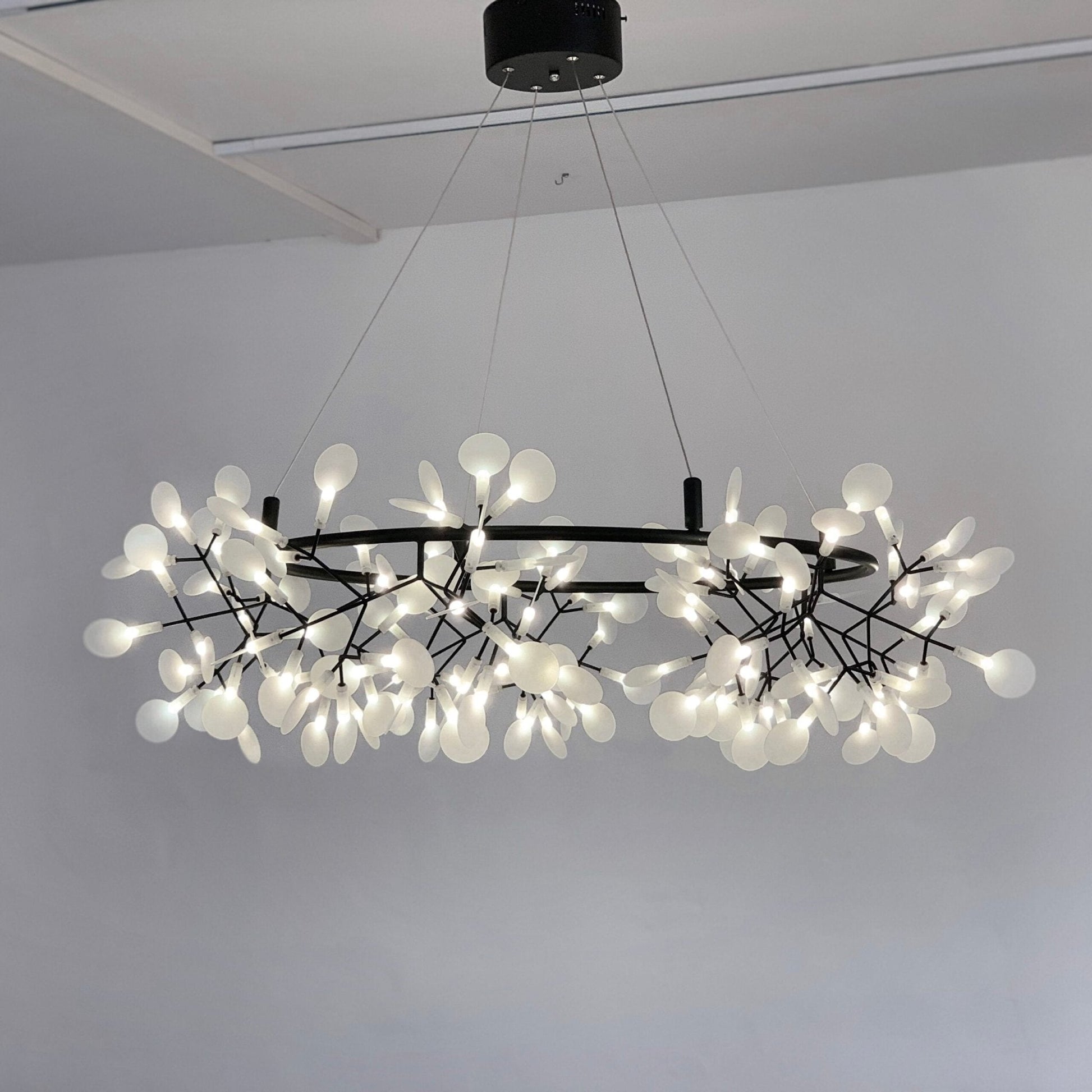 Arthearae Postmodern Luxury Round Metal Acrylic Chandelier - Lamp Copper