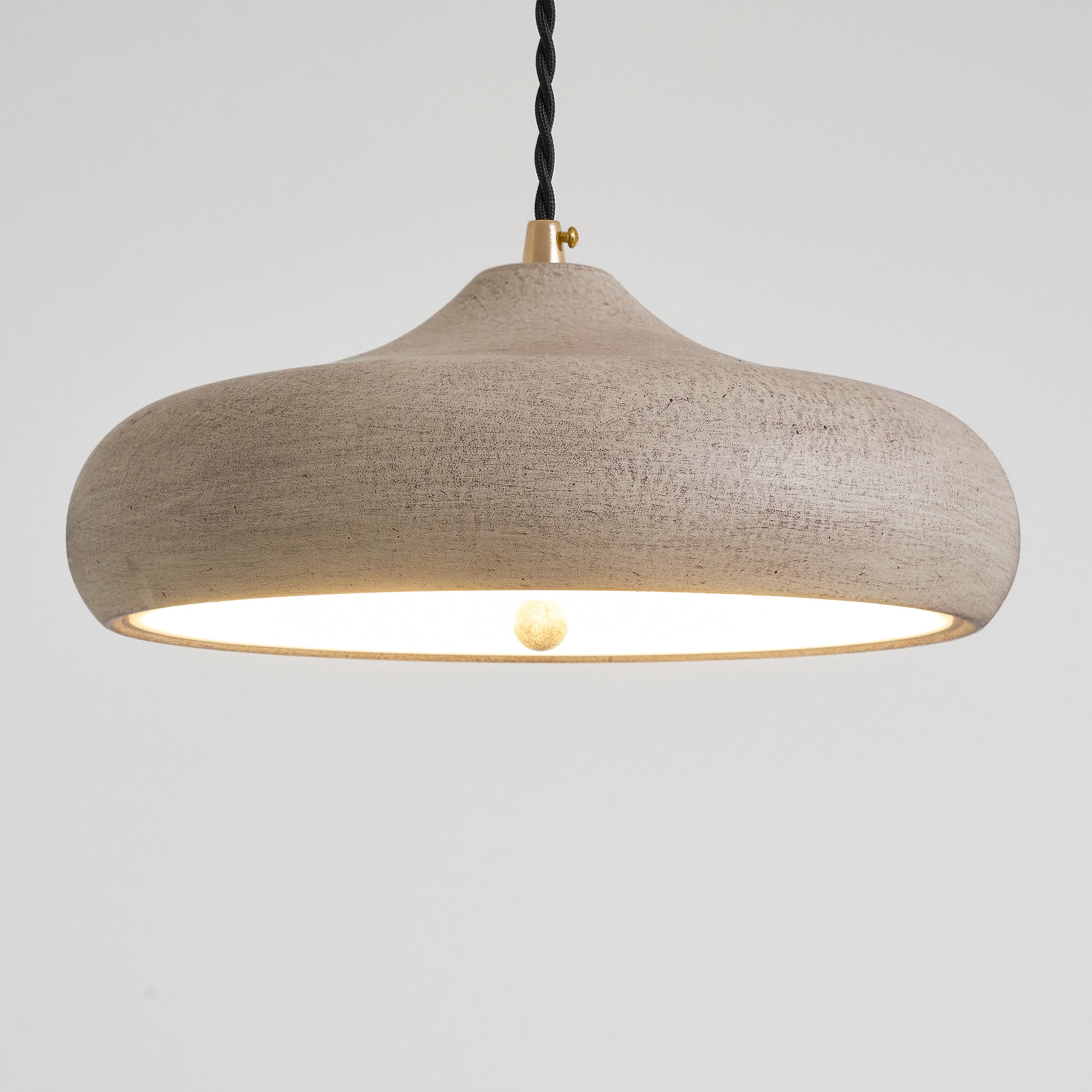 Etalyra Modern Minimalist Black Metal Pendant Lamp - Lamp Copper