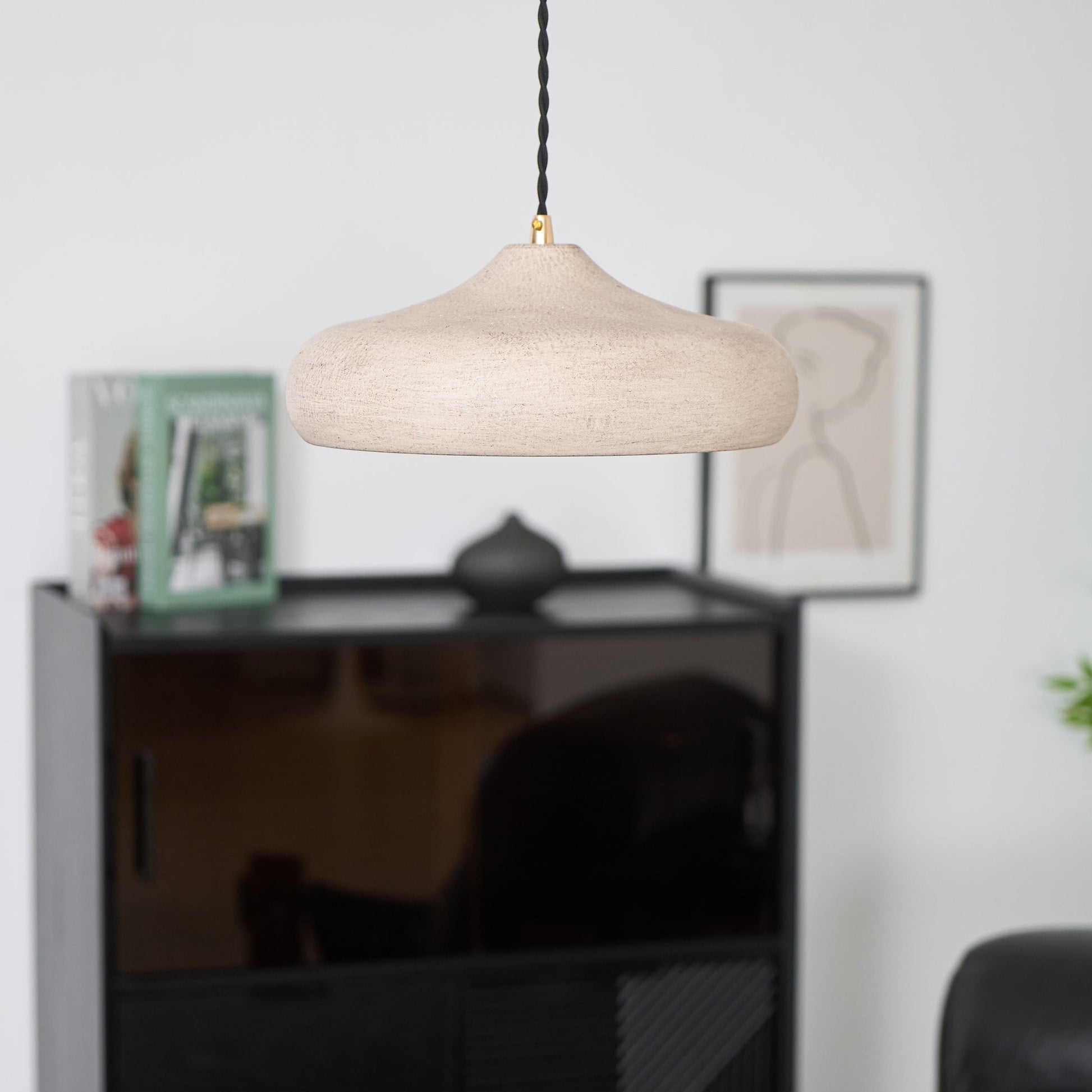 Etalyra Modern Minimalist Black Metal Pendant Lamp - Lamp Copper