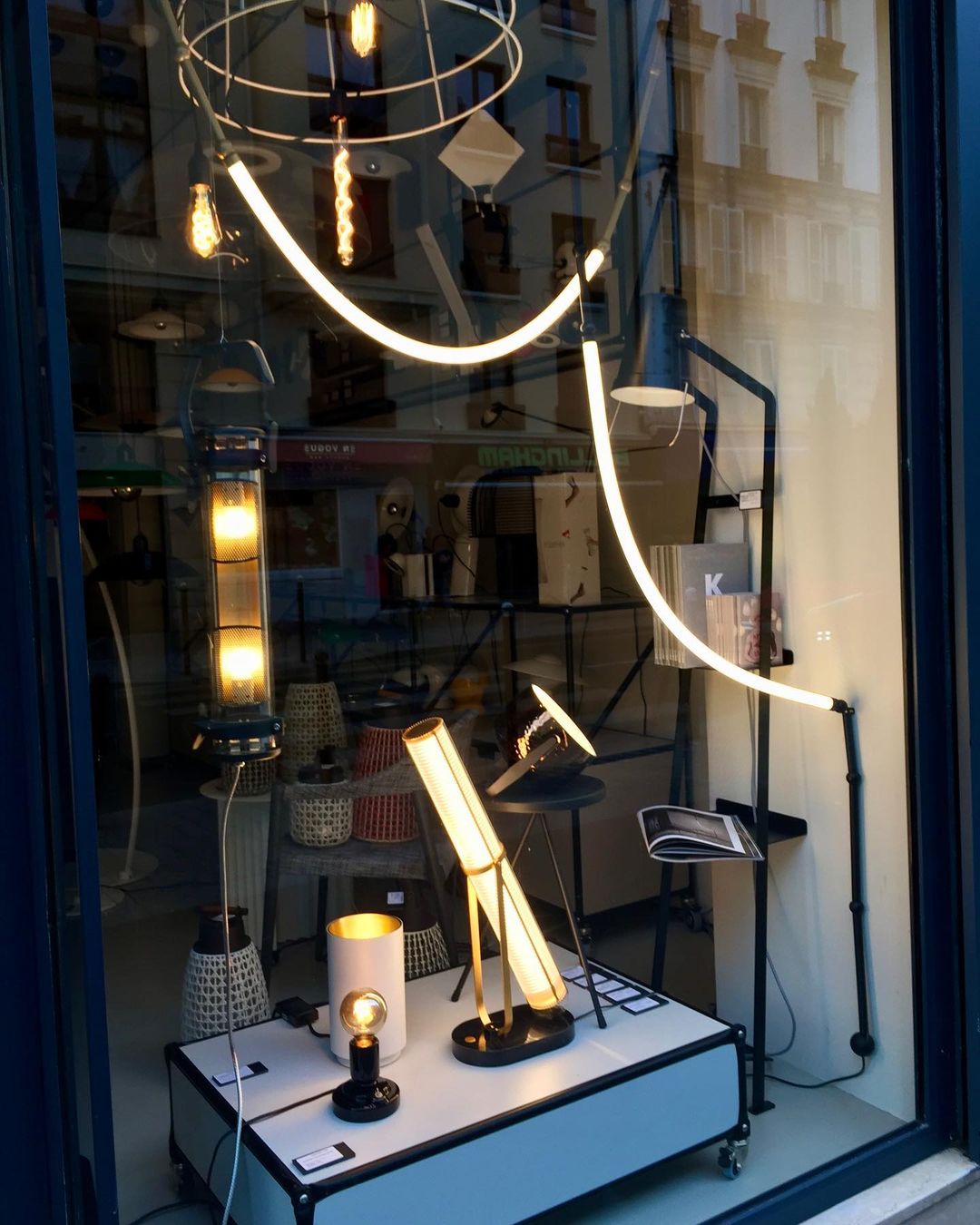 Ormirara Modern Minimalist Metal Chandelier - Lamp Copper