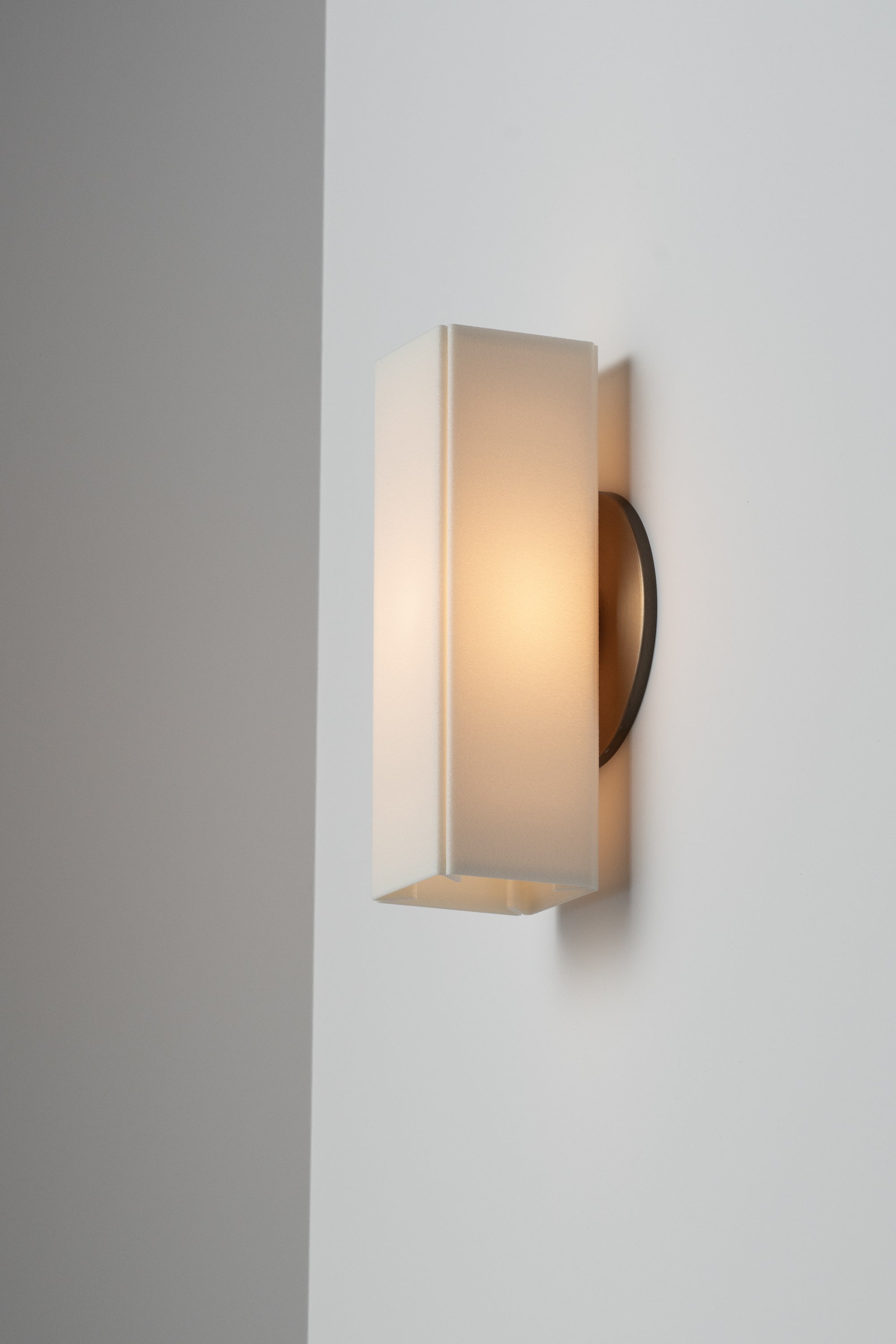 Ivsileth Modern Minimalist Metal Plastic Wall Lamp - Lamp Copper