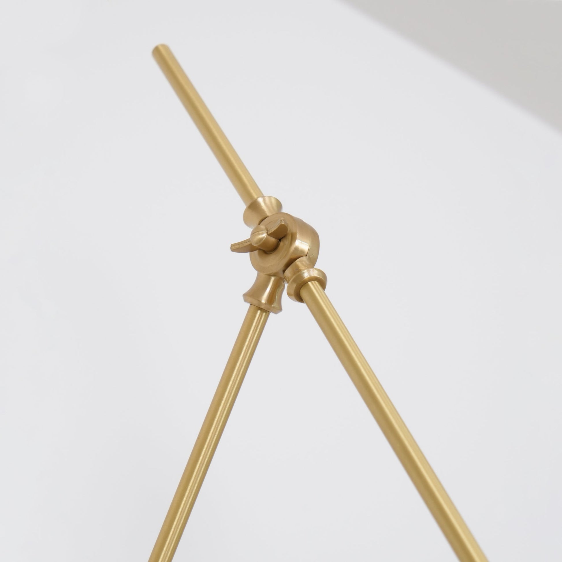 Ersila Modern Minimalist Brass Metal Wall Lamp - Lamp Copper