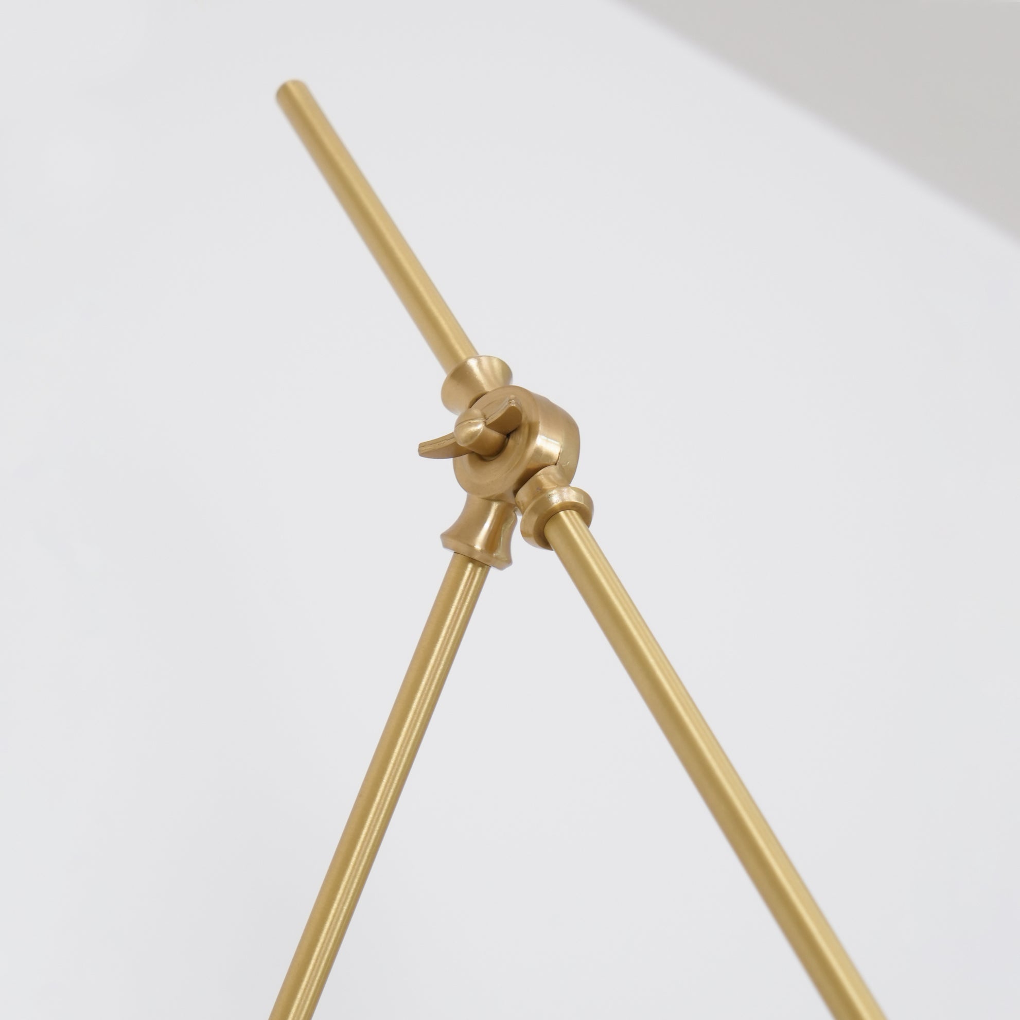 Ersila Modern Minimalist Brass Metal Wall Lamp - Lamp Copper