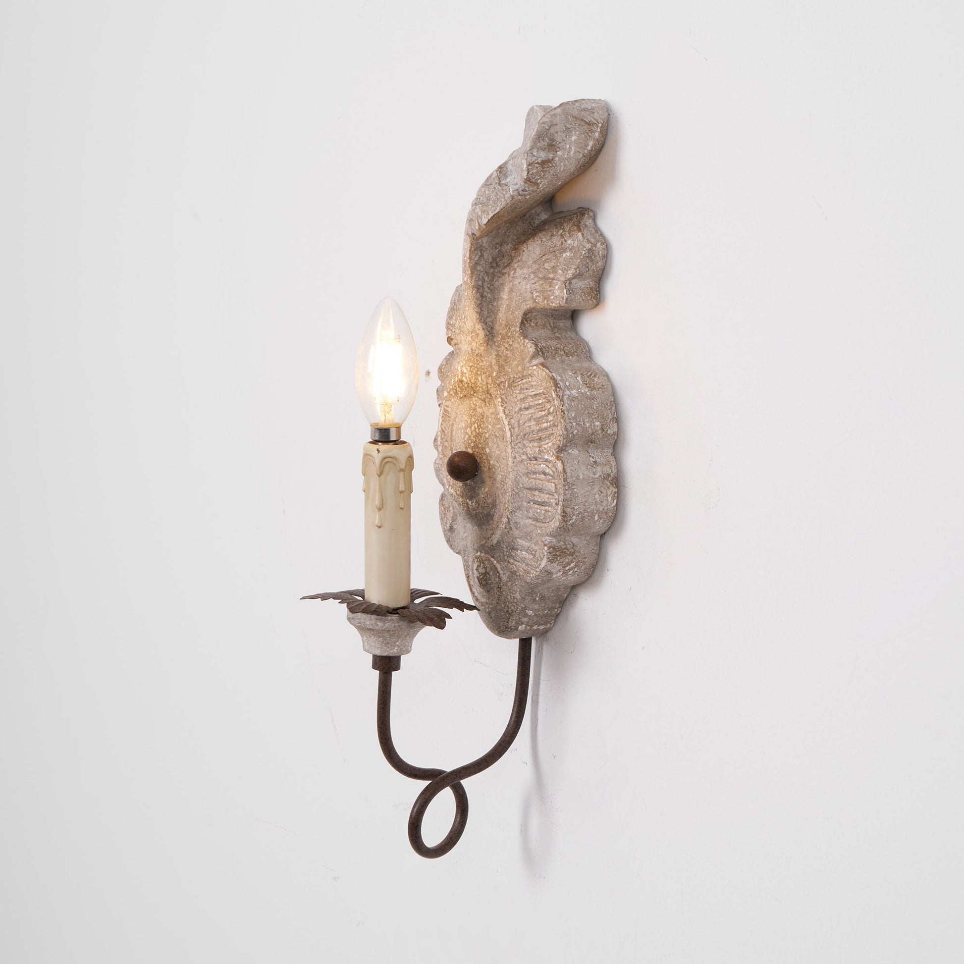 Olsilel Elegance Vintage Resin Metal Sconce Wall Lamp - Lamp Copper