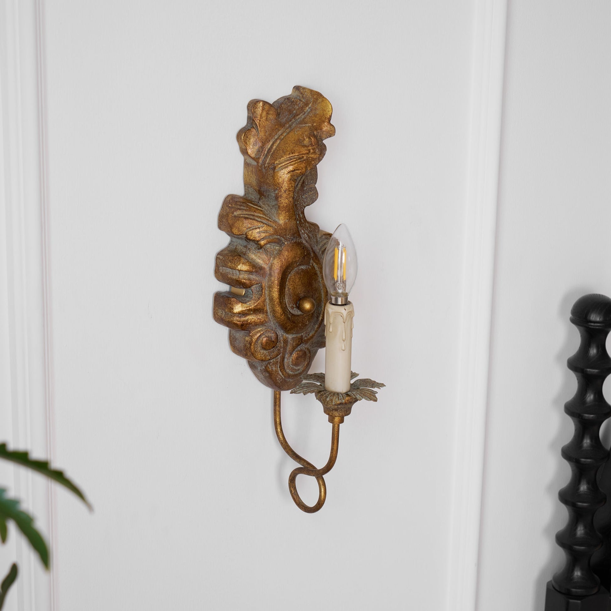 Olsilel Elegance Vintage Resin Metal Sconce Wall Lamp - Lamp Copper