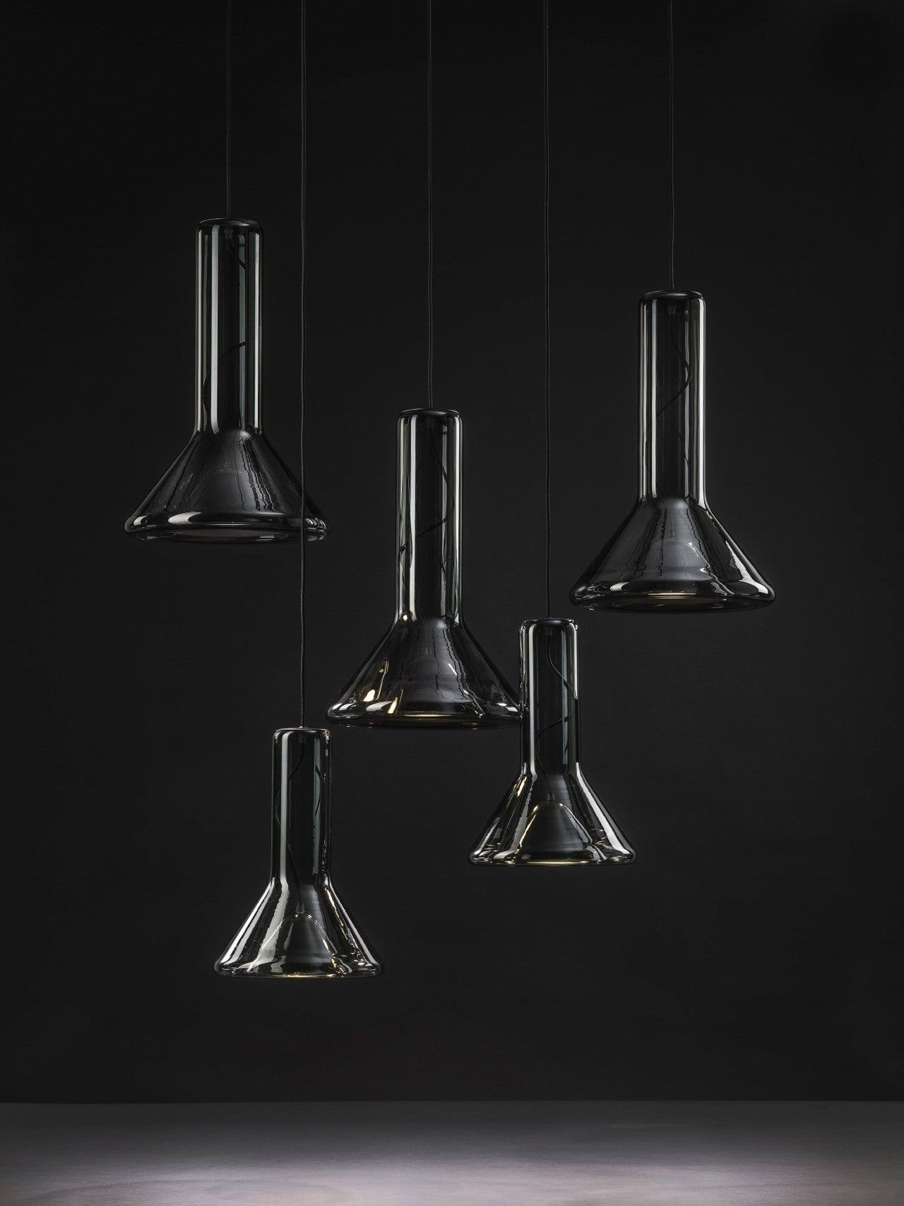 Nyzorora Modern Minimalist Metal Pendant Light - Lamp Copper