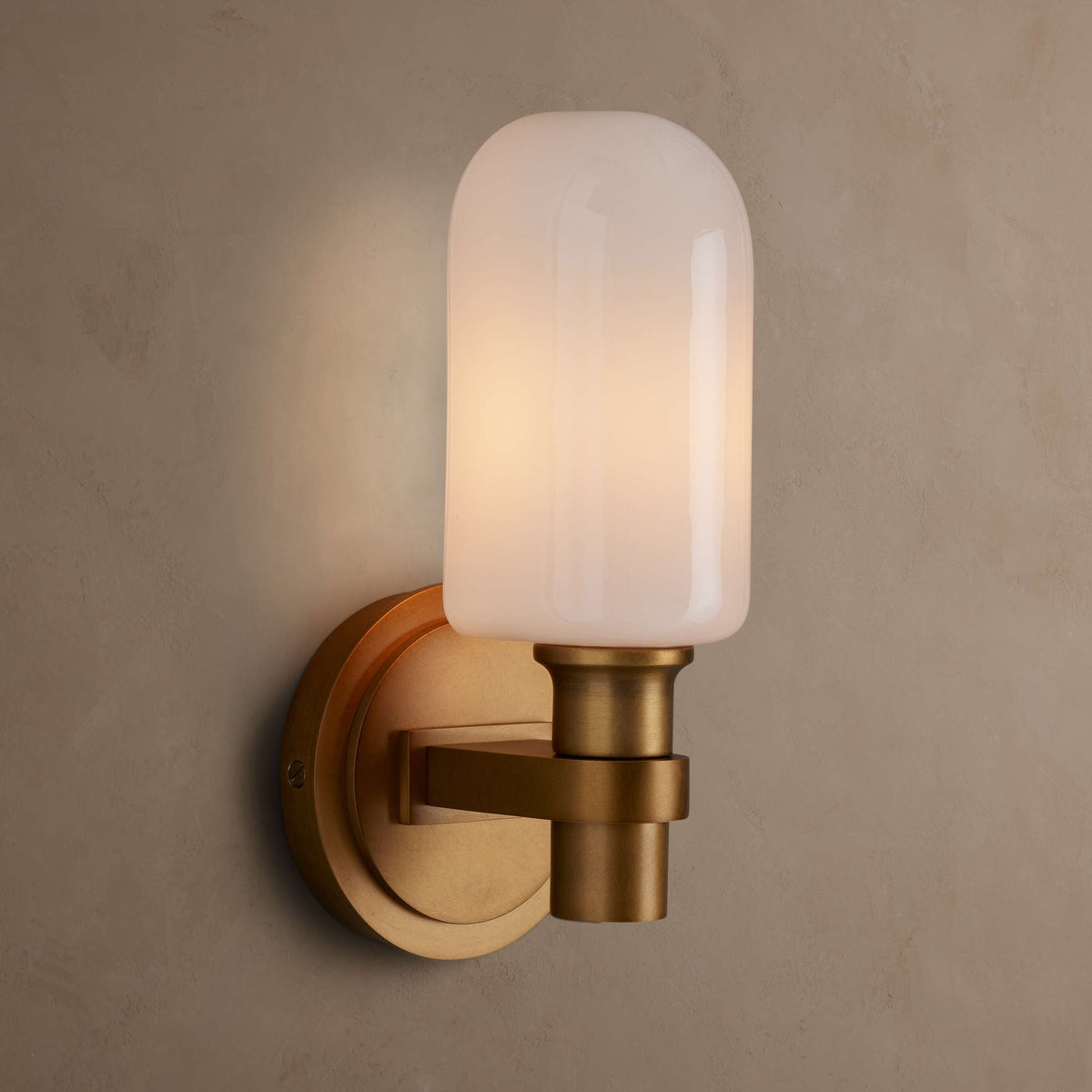 Mila Sconce