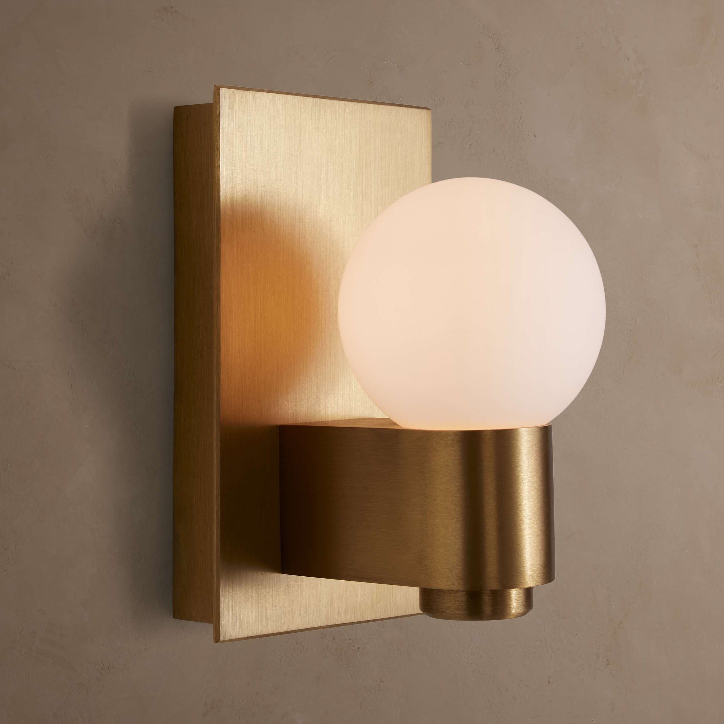 Samson Sconce