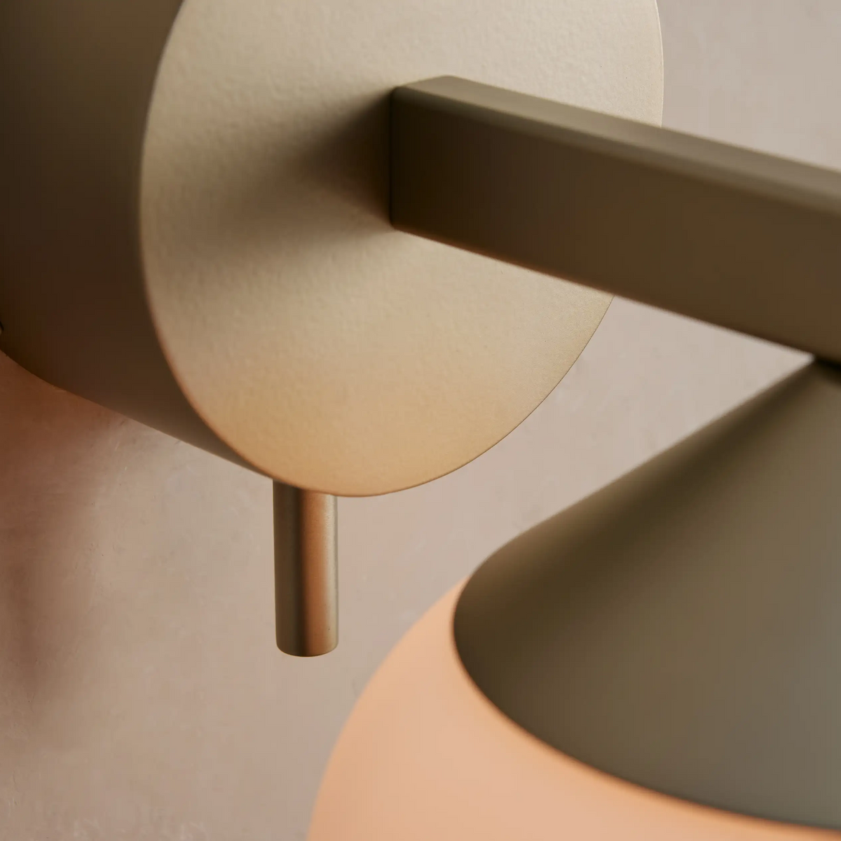 Lux Sconce