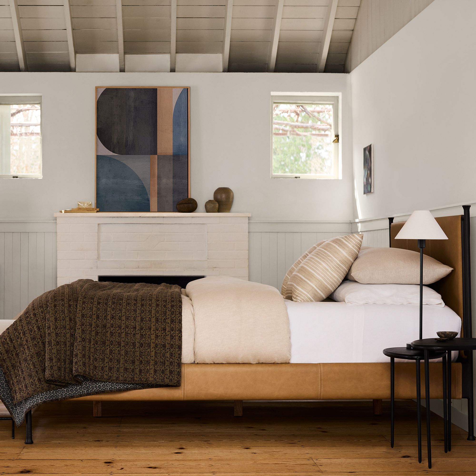 Vector Metal Linen Shade Floor Lamp