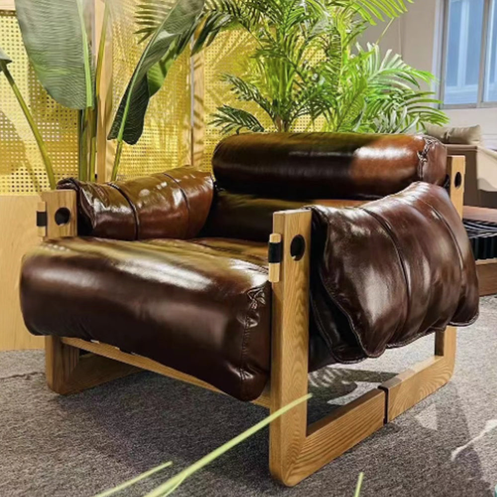 Asa Lounge with Knot-Free Ash Wood for a Comfortable Sofa Chair