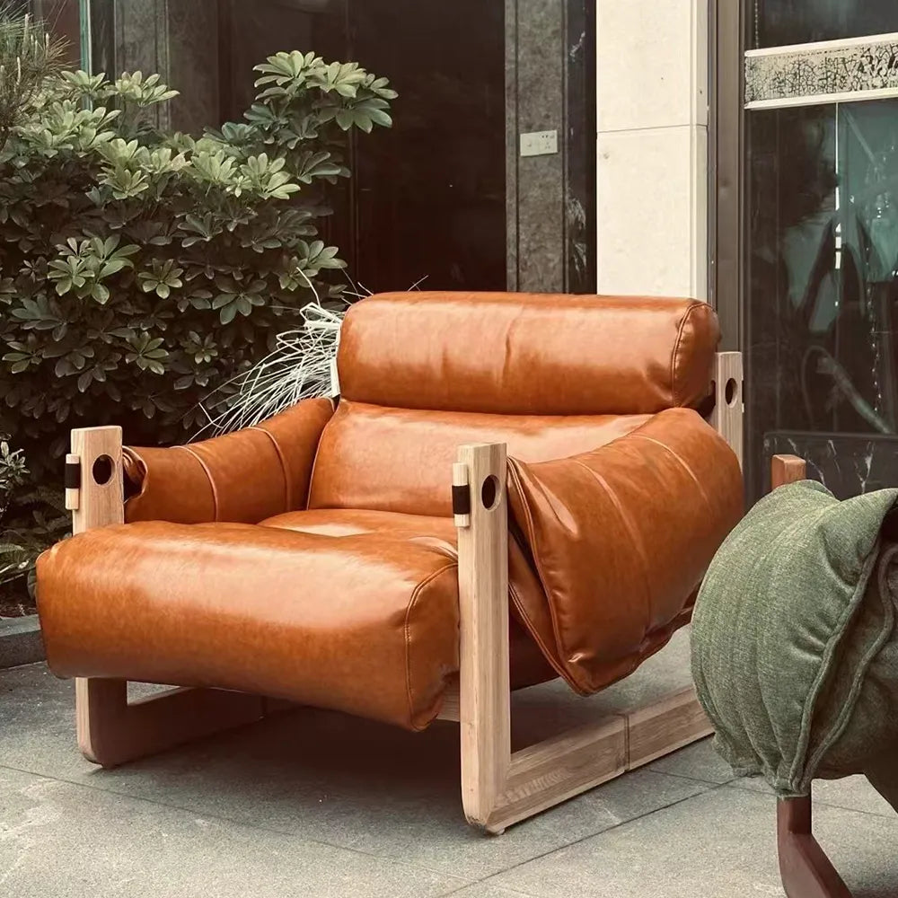 Asa Lounge with Knot-Free Ash Wood for a Comfortable Sofa Chair