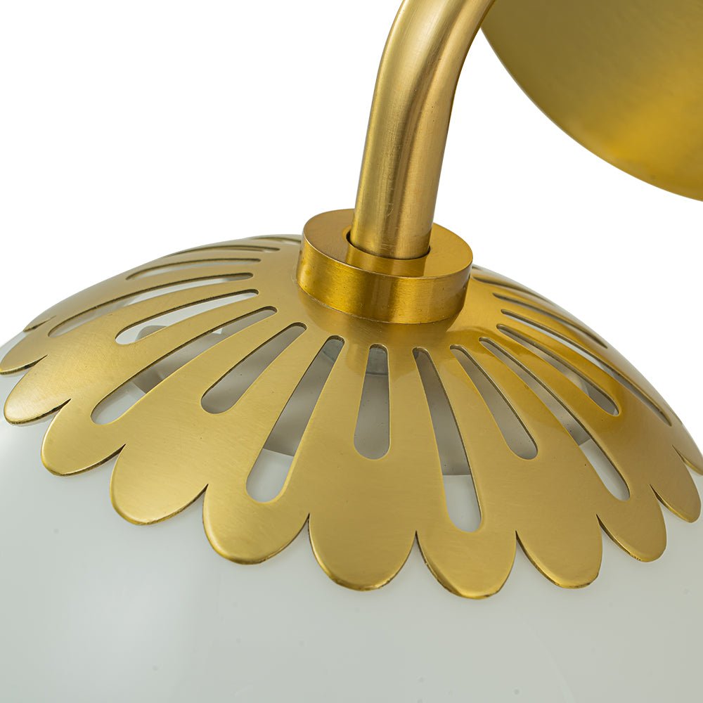 Himinuli Daisy Opal Glass Wall Lamp