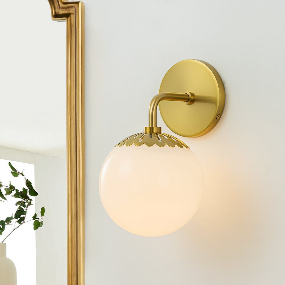 Himinuli Daisy Opal Glass Wall Lamp