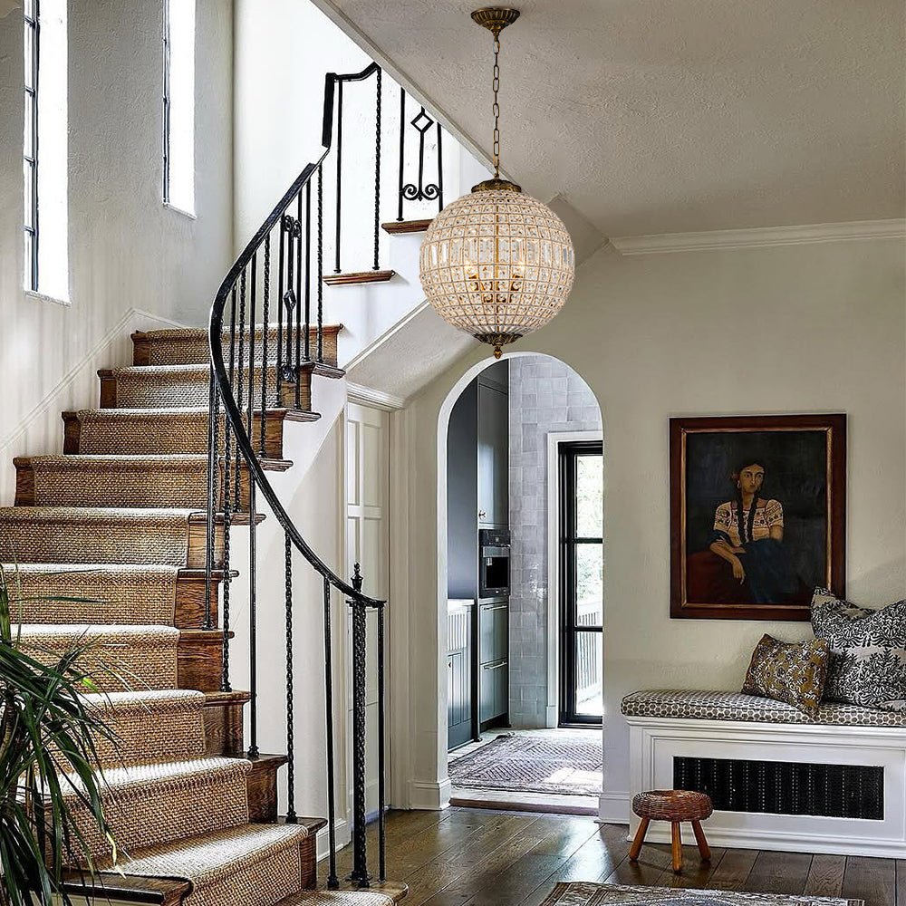 Roligt Vintage Globe Brass Crystal Chandelier