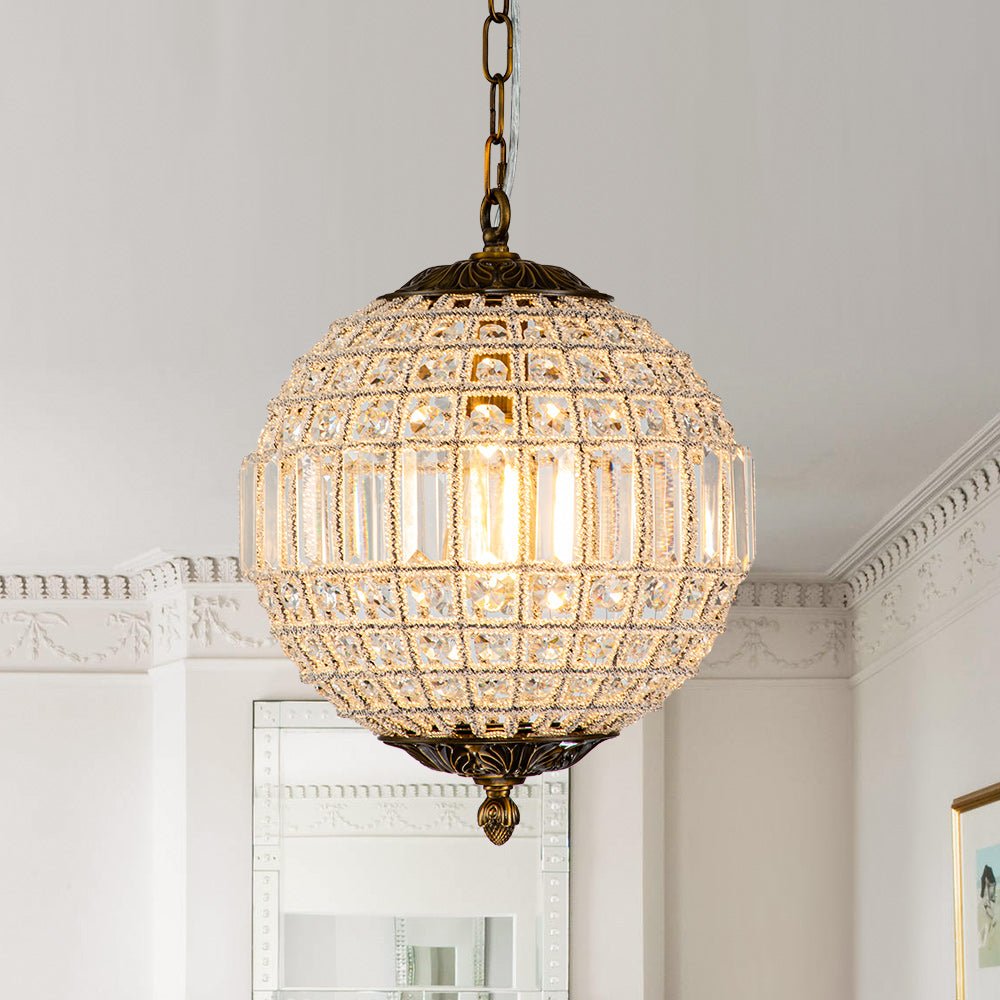 Roligt Vintage Globe Brass Crystal Chandelier