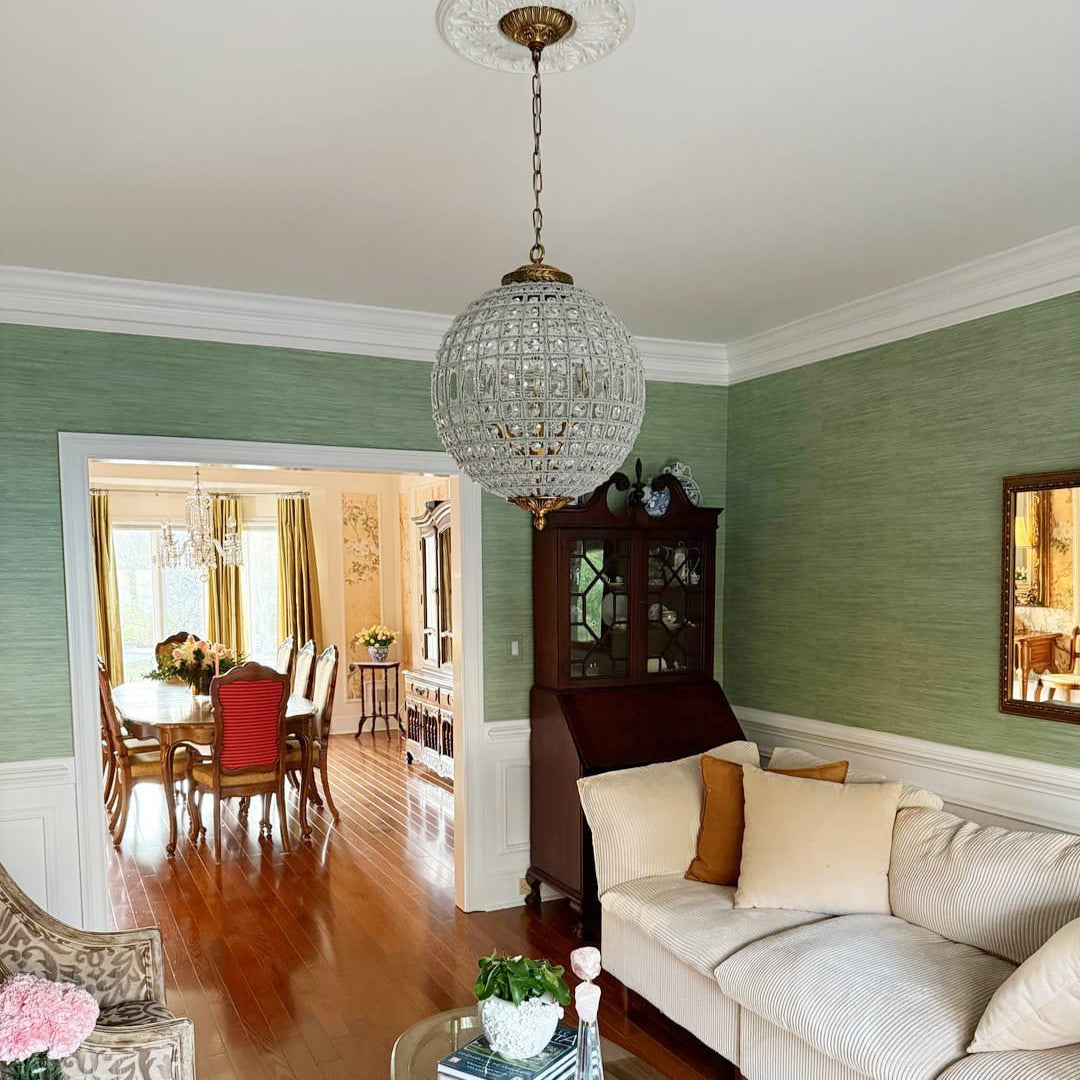 Roligt Vintage Globe Brass Crystal Chandelier