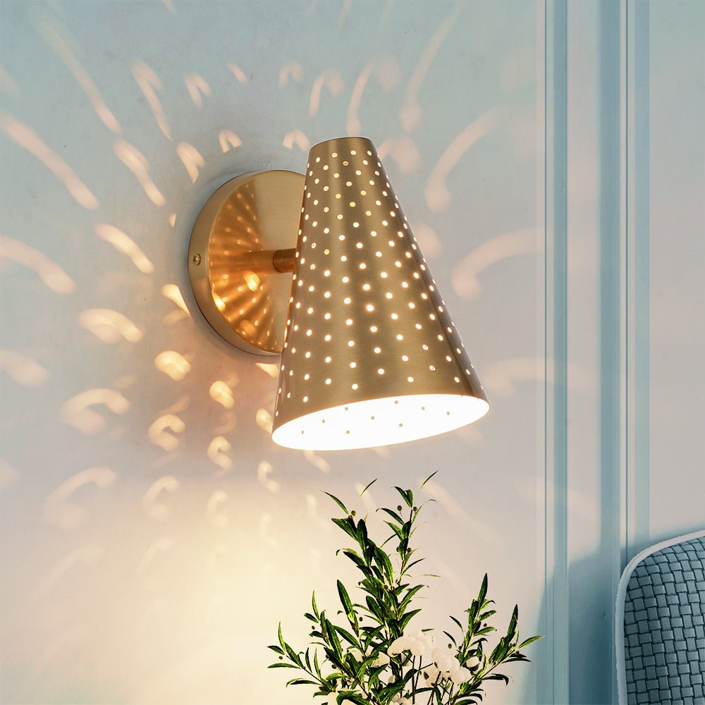 Himinuvyt Modern Funky Starry Pinhole Metal Wall Sconce