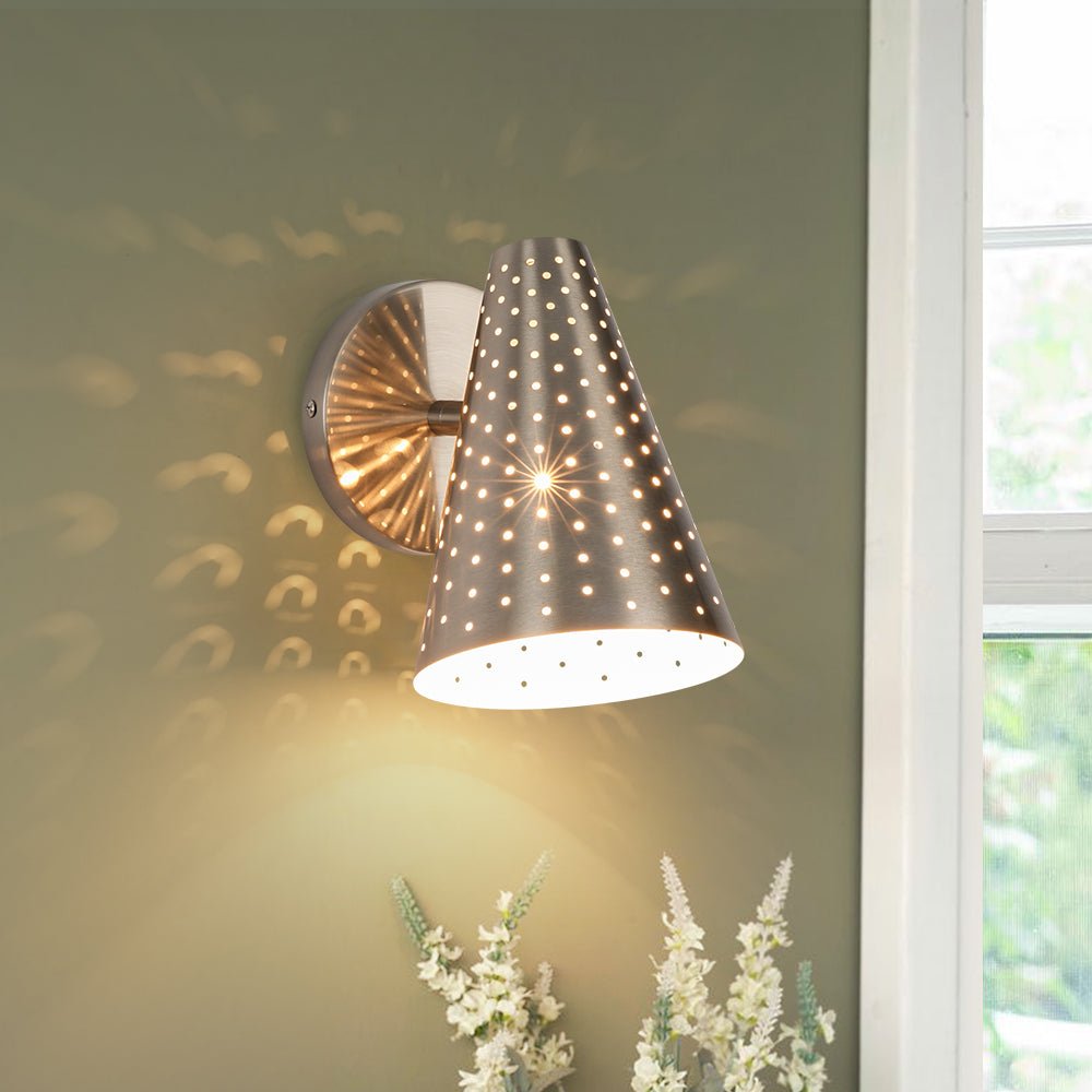 Himinuvyt Modern Funky Starry Pinhole Metal Wall Sconce