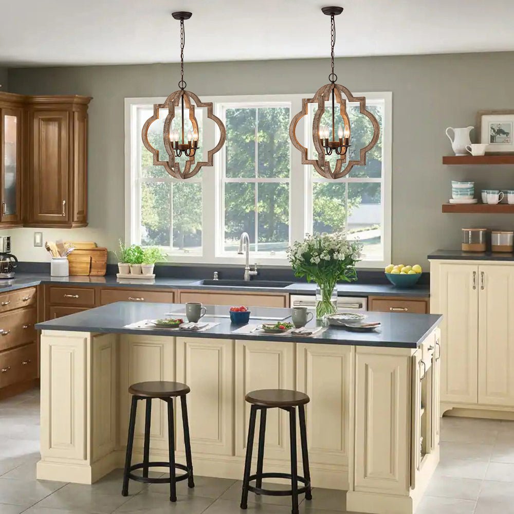 Alvuli Vintage Quatrefoil Wood Chandelier